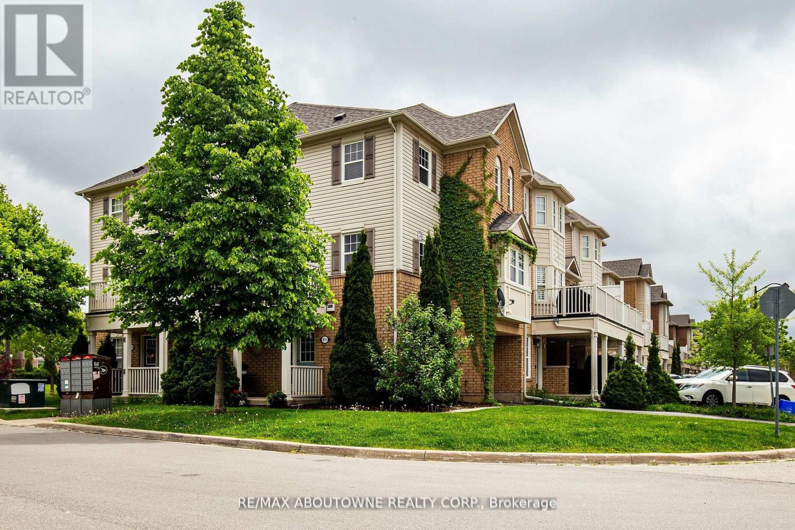 911 DEVERELL PLACE, Milton, Ontario