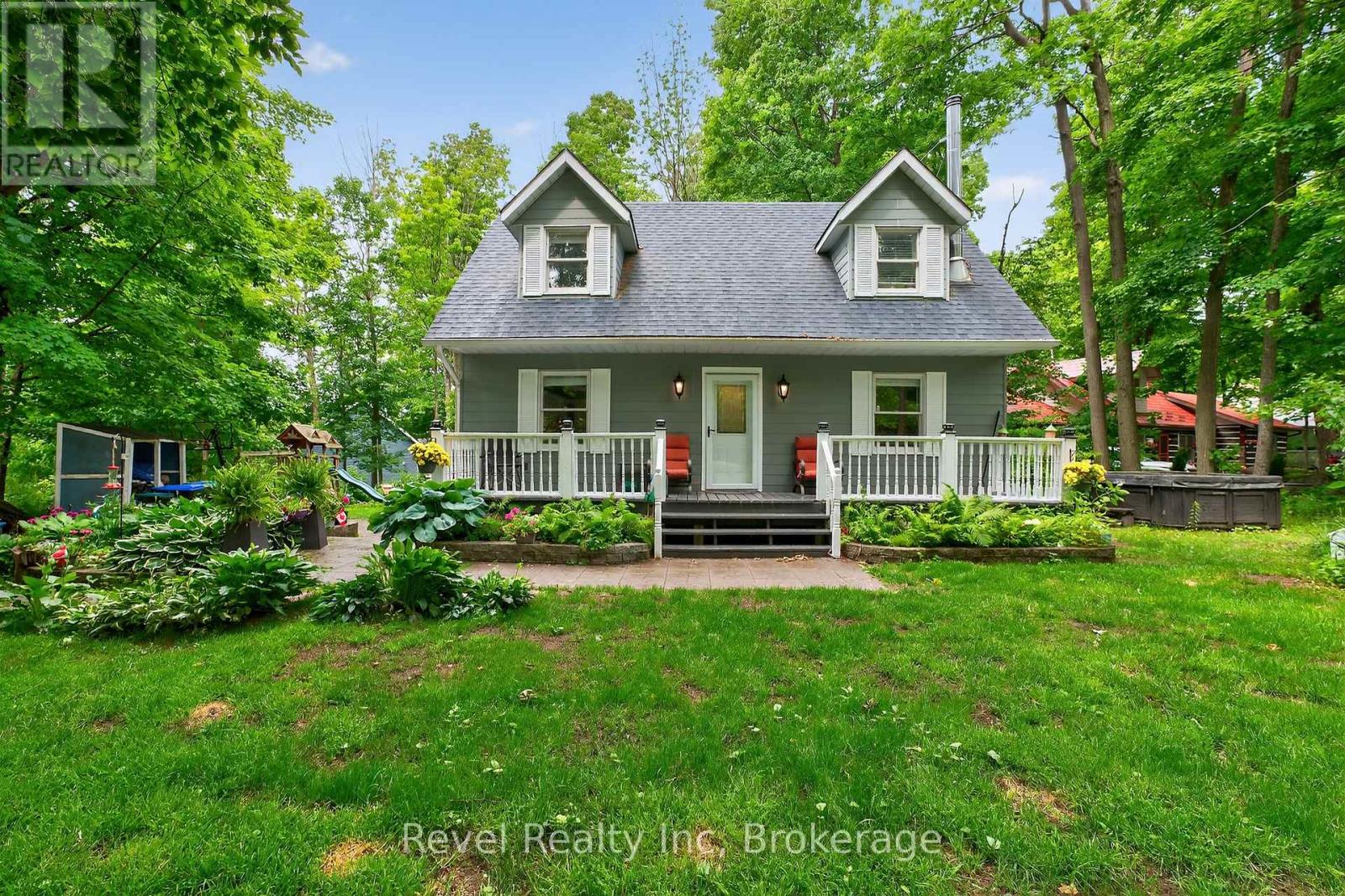 6 BAYSIDE ROAD, Tiny, Ontario