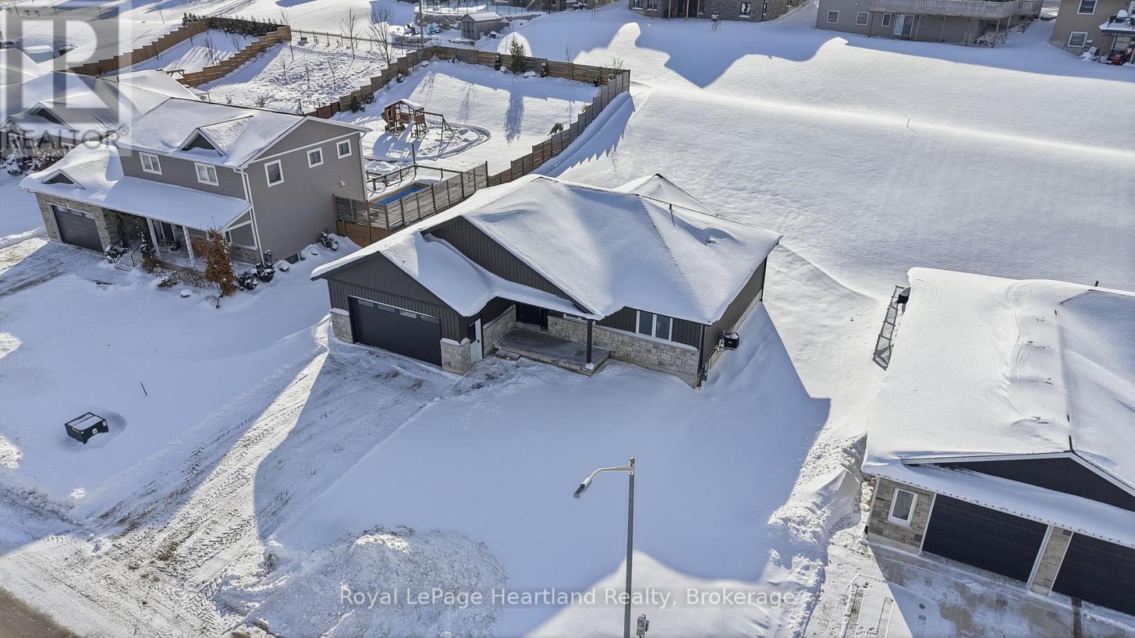 6 Noeckerville Hill Drive, South Bruce, Ontario  N0G 2J0 - Photo 35 - X12661052