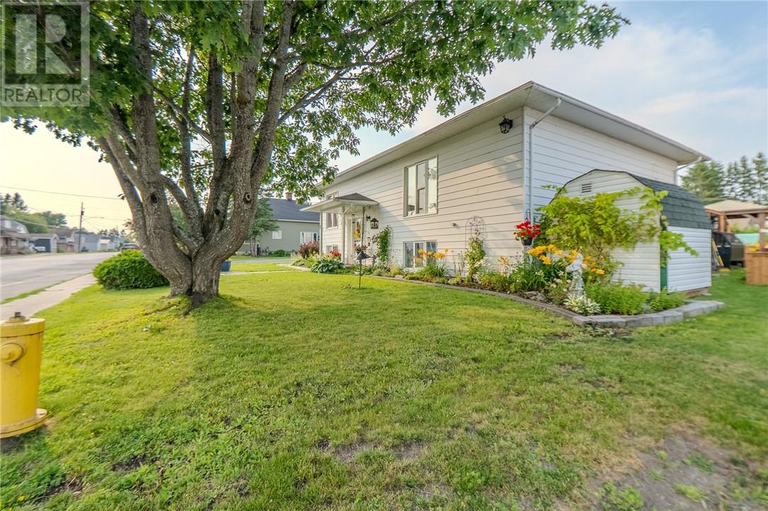 17 Principale W Street, Verner, Ontario  P0H 2M0 - Photo 26 - 2125927