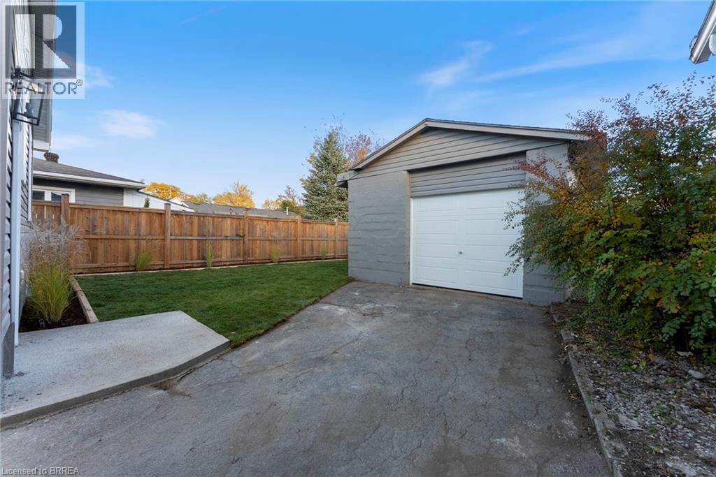 25 Dundee Street, Brantford, Ontario  N3R 4M2 - Photo 32 - 40791308