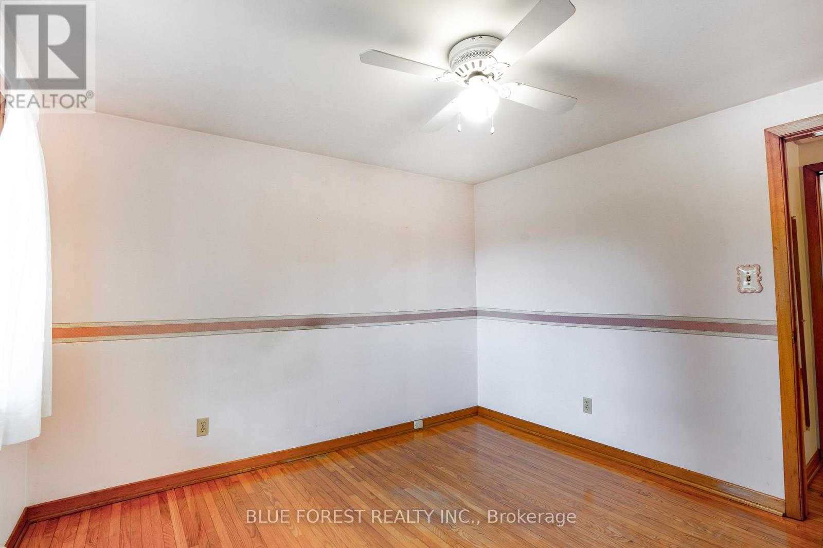 10915 Graham Road, West Elgin, Ontario  N0L 2P0 - Photo 27 - X12660936