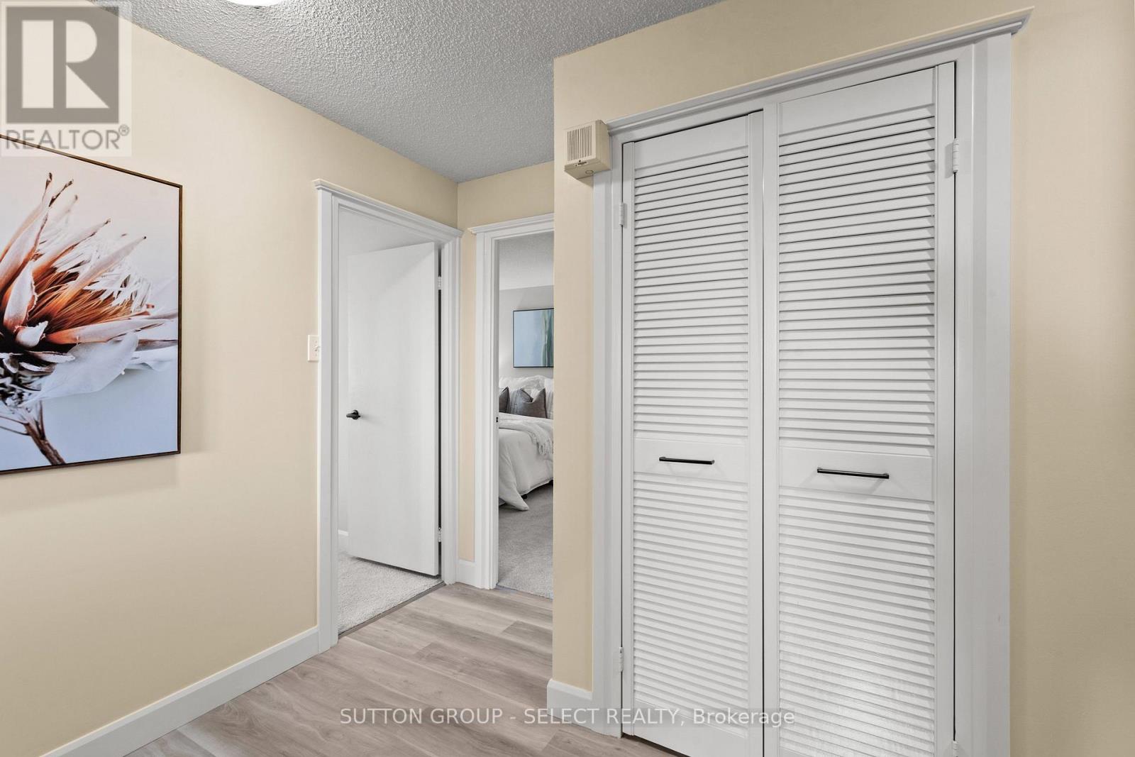 1702 - 380 King Street, London East, Ontario  N6B 3L6 - Photo 25 - X12660996