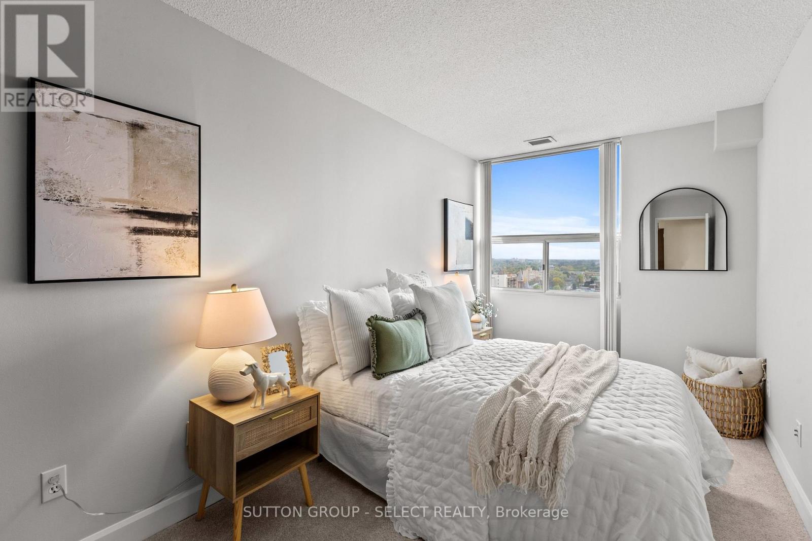 1702 - 380 King Street, London East, Ontario  N6B 3L6 - Photo 27 - X12660996