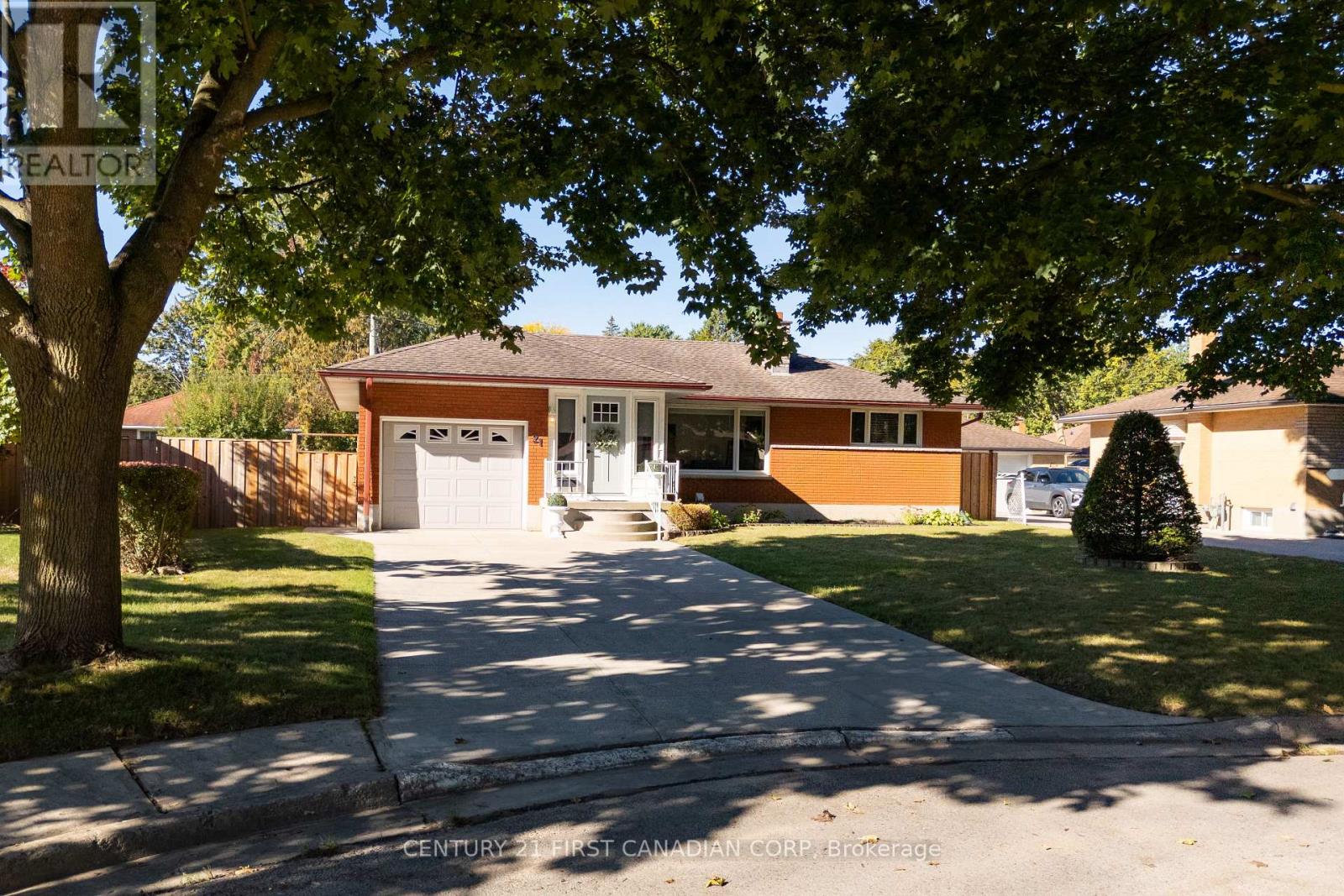 21 Marbenor Crescent, London East (East O), Ontario  N5W 1T4 - Photo 1 - X12661030