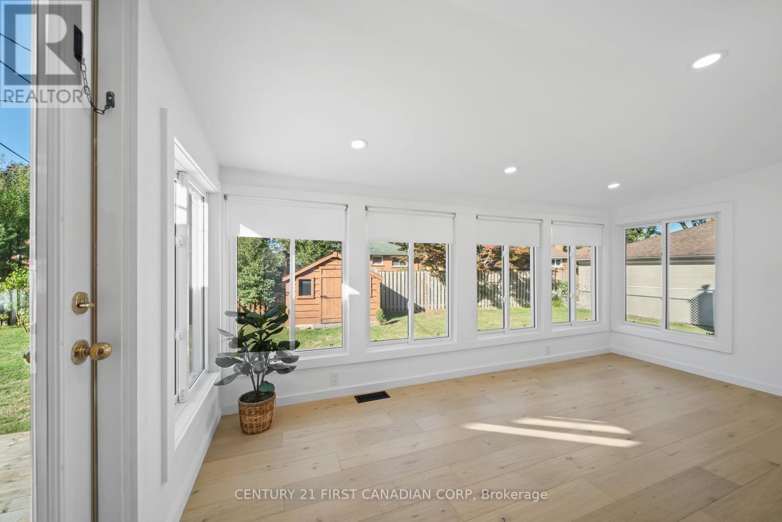 21 Marbenor Crescent, London East (East O), Ontario  N5W 1T4 - Photo 16 - X12661030