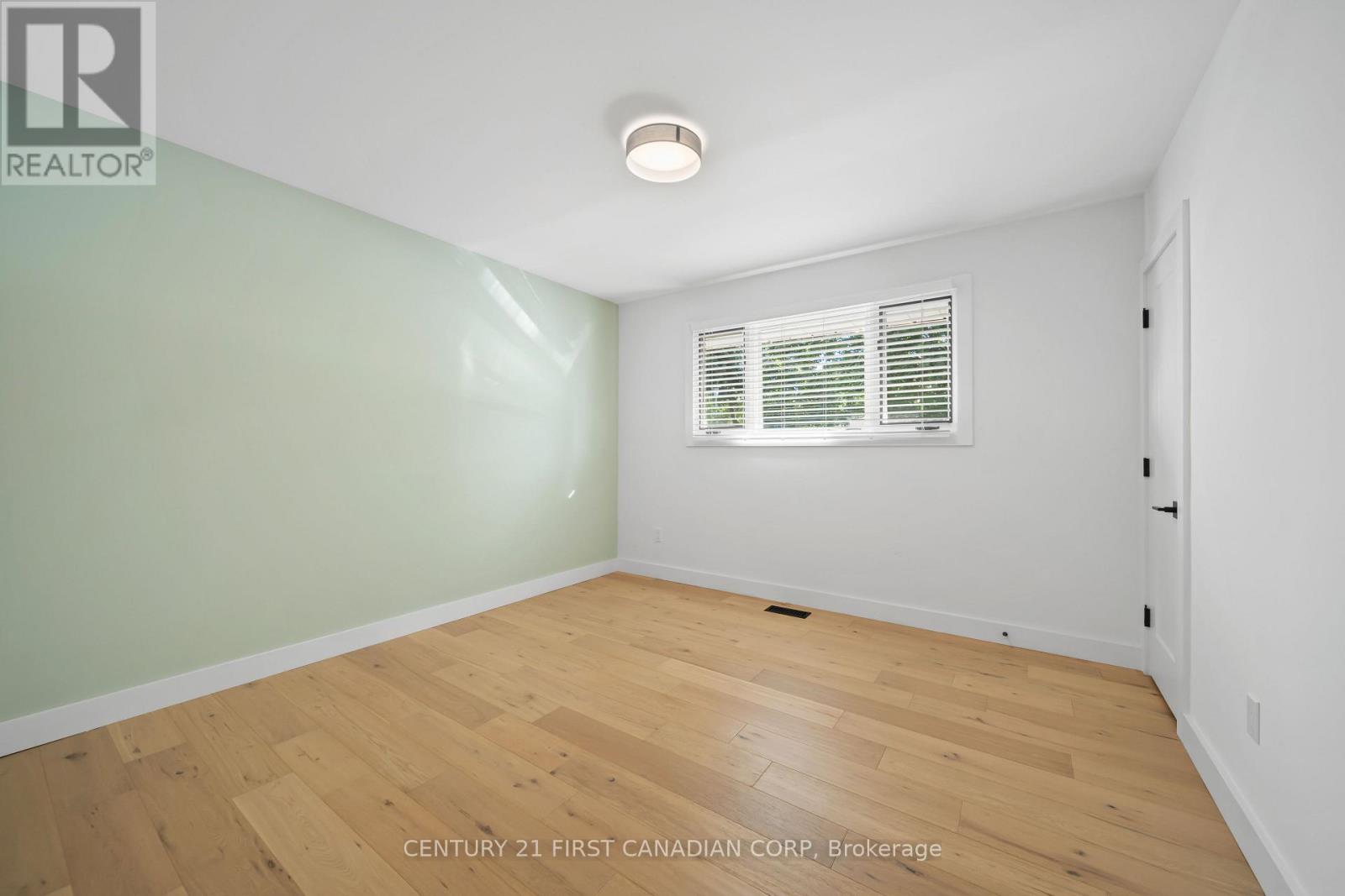 21 Marbenor Crescent, London East (East O), Ontario  N5W 1T4 - Photo 18 - X12661030