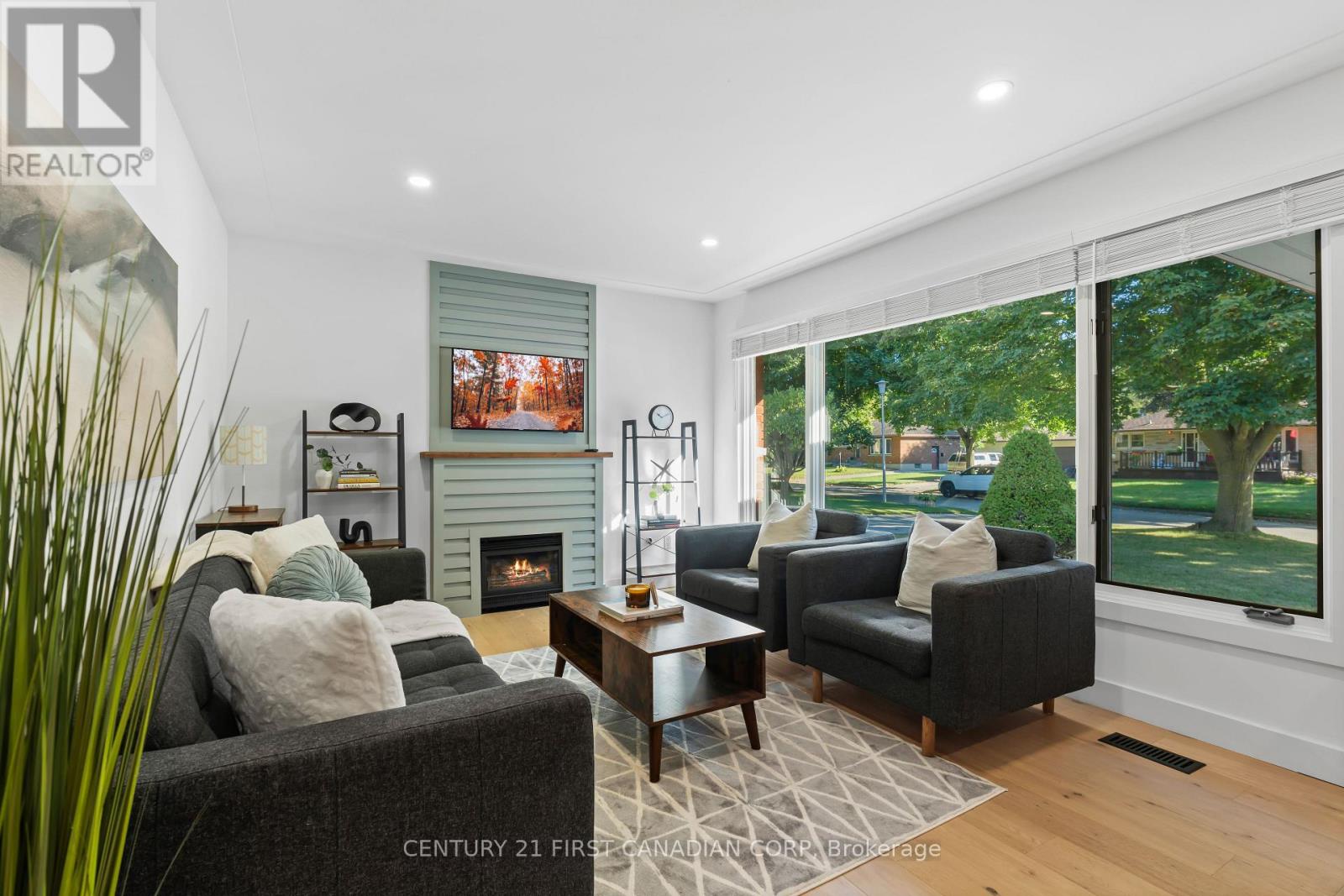 21 Marbenor Crescent, London East (East O), Ontario  N5W 1T4 - Photo 8 - X12661030