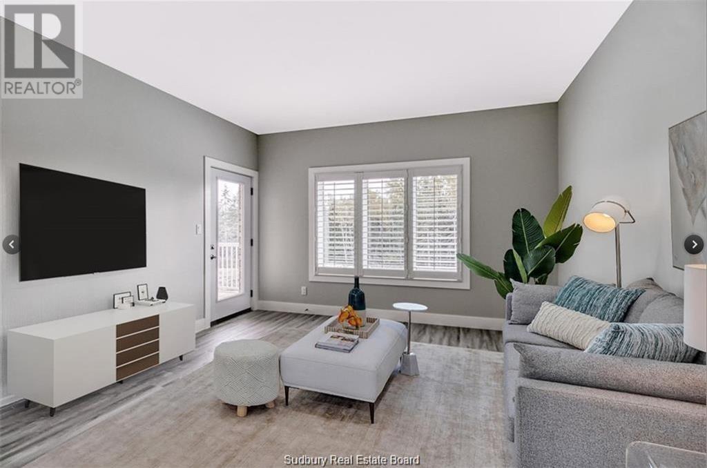 1 Pineridge Court, Lively, Ontario  P3Y 1J9 - Photo 3 - 2125975