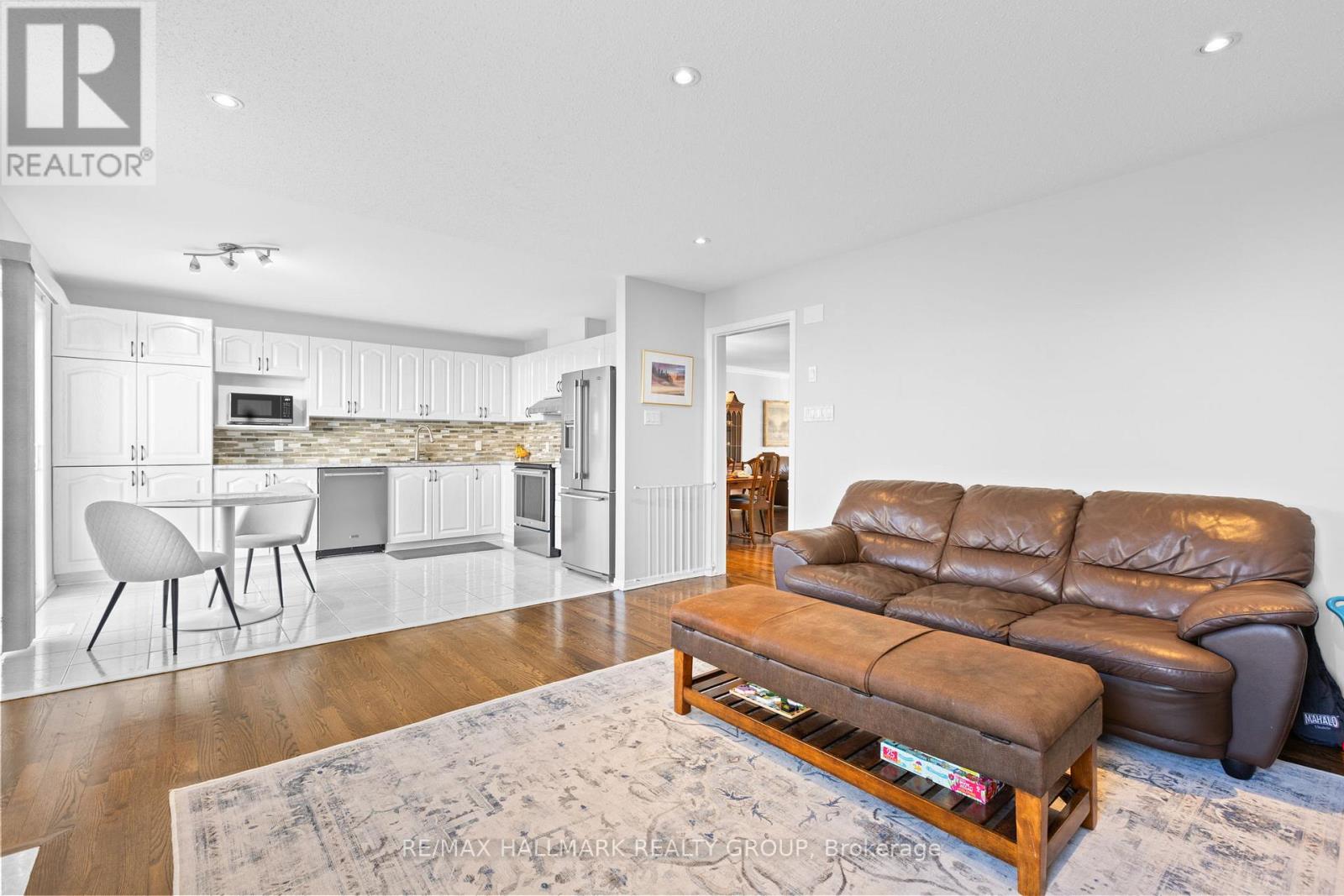 5 Rossan Street, Ottawa, Ontario  K2G 6R6 - Photo 12 - X12660972