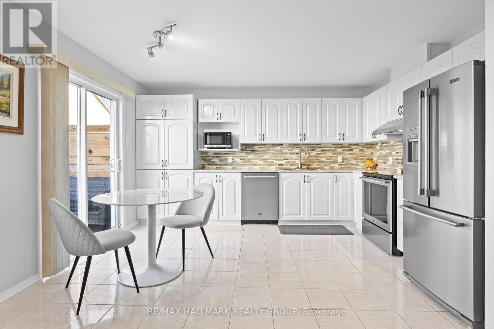 5 Rossan Street, Ottawa, Ontario  K2G 6R6 - Photo 13 - X12660972