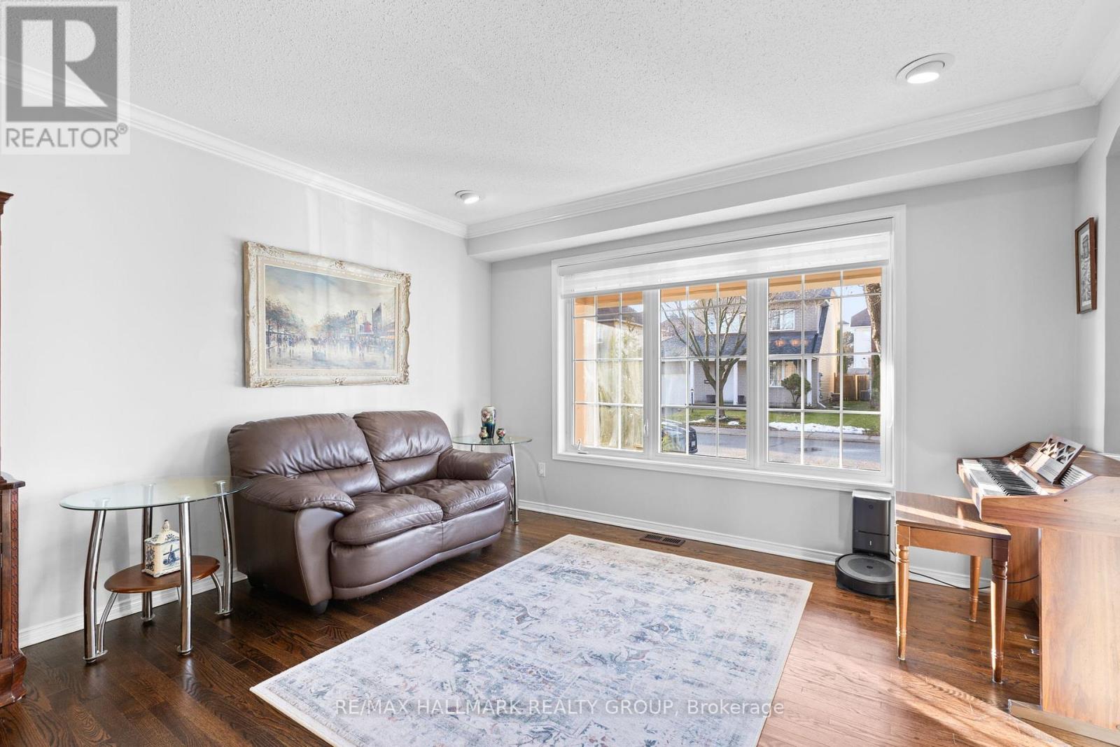 5 Rossan Street, Ottawa, Ontario  K2G 6R6 - Photo 6 - X12660972