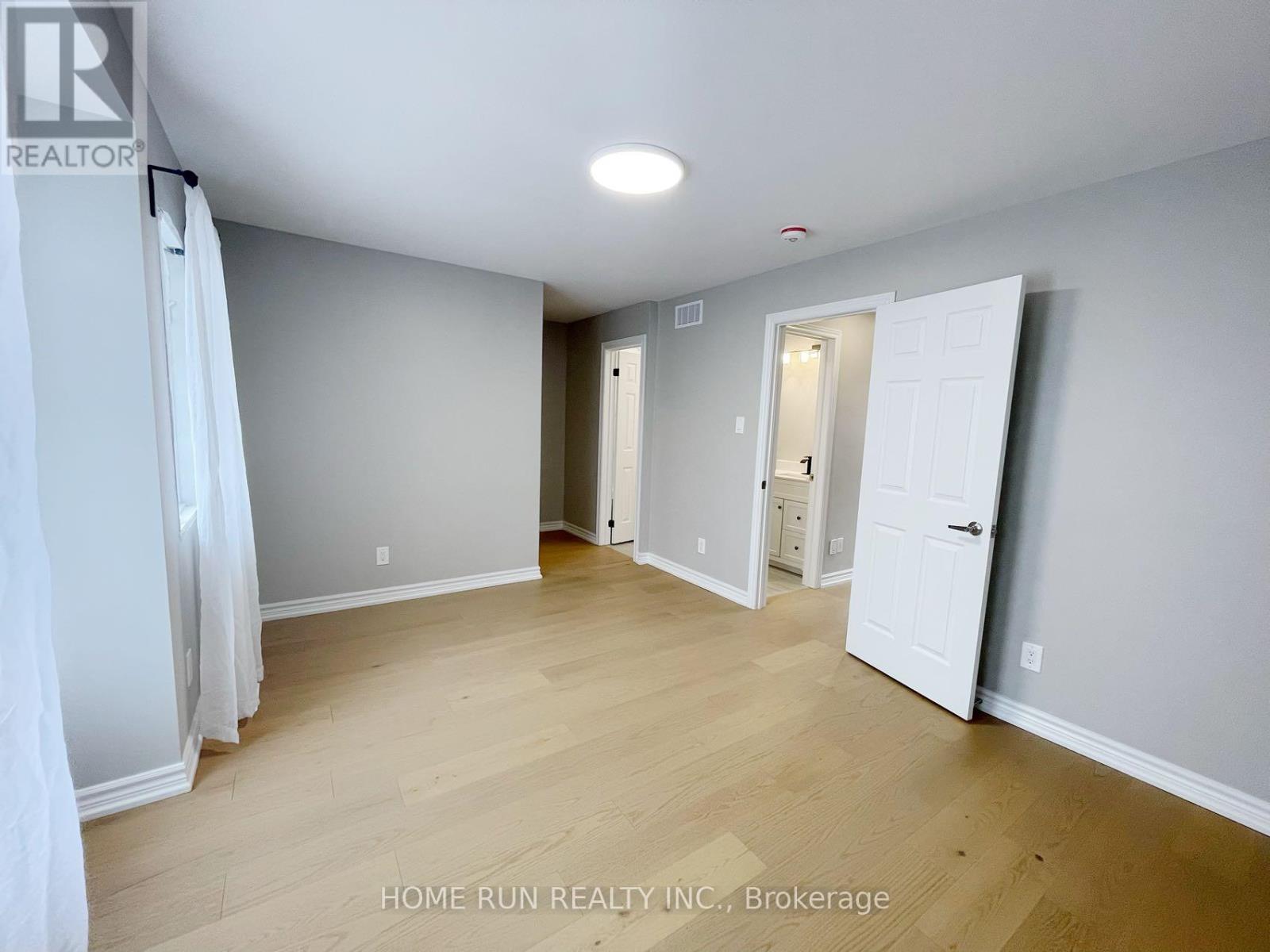 63 Banchory Crescent, Ottawa, Ontario  K2K 2V3 - Photo 11 - X12660976