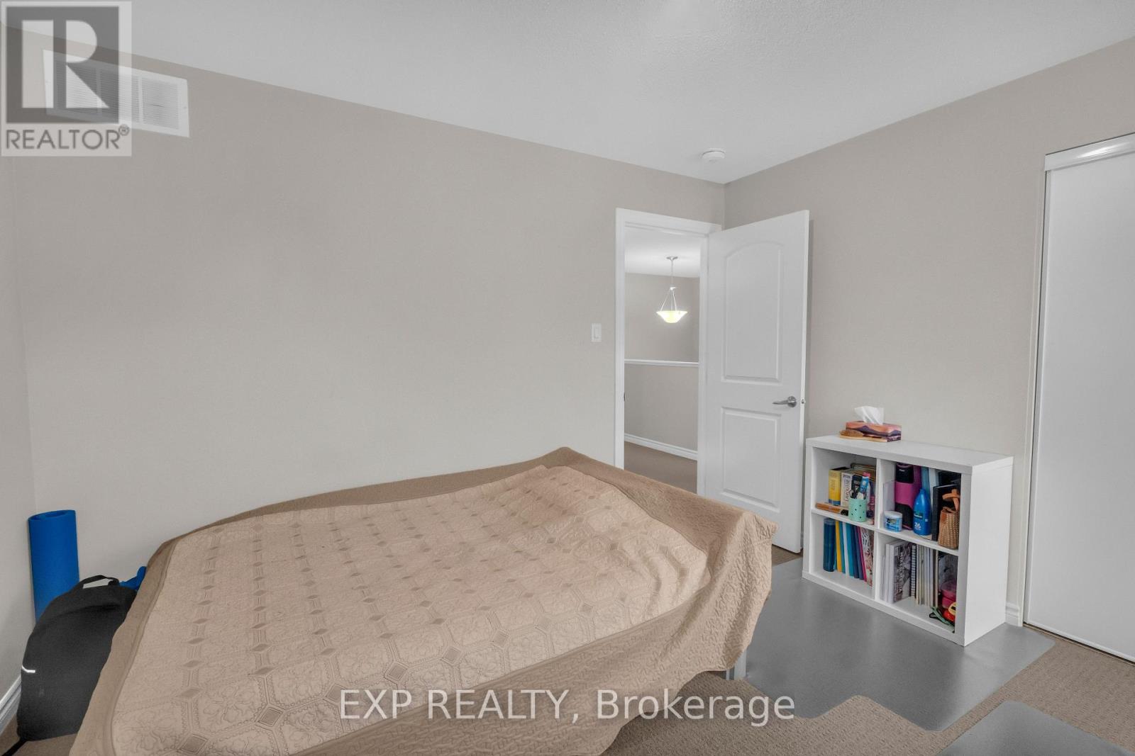 208 Douglas Fir Street N, Ottawa, Ontario  K2J 6P9 - Photo 10 - X12661028