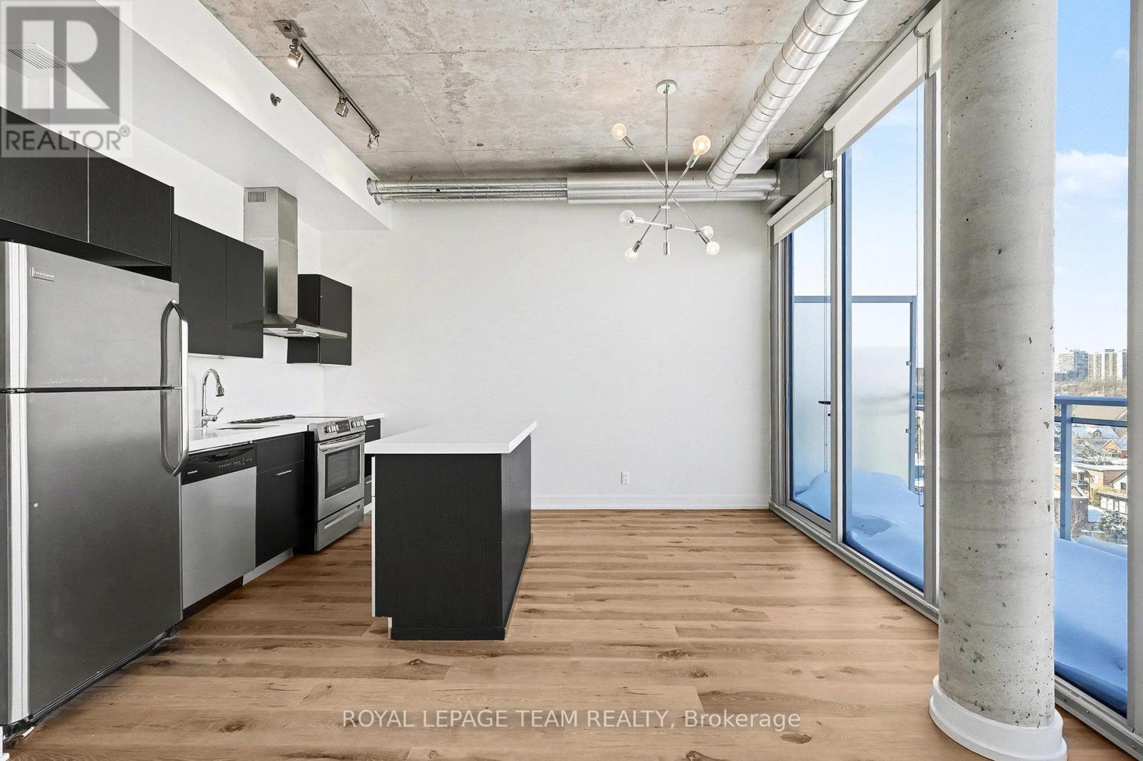 908 - 360 Mcleod Street, Ottawa, Ontario  K2P 1A9 - Photo 5 - X12661122