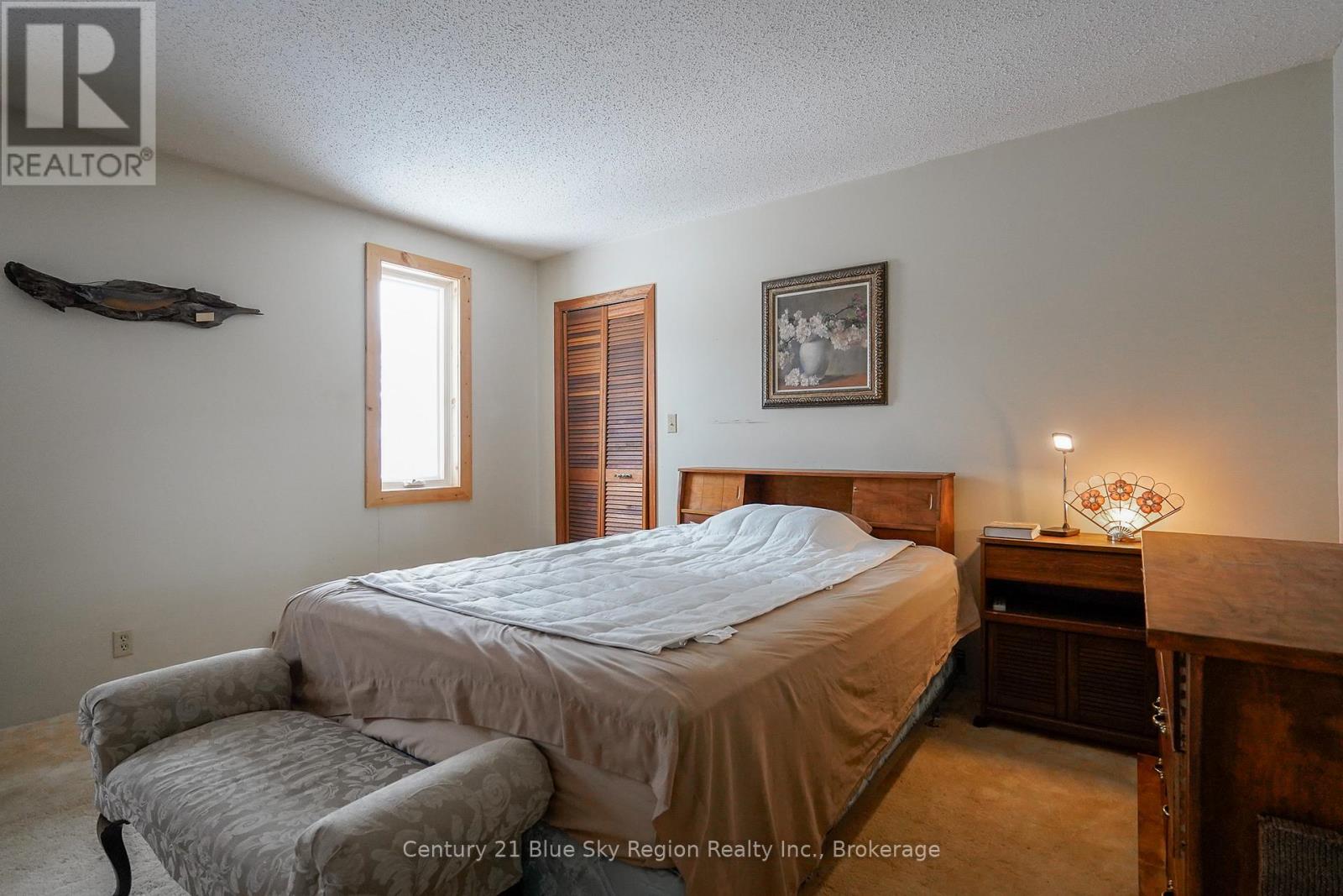 22 Dubeau Street, West Nipissing, Ontario  P0H 2M0 - Photo 18 - X12550348