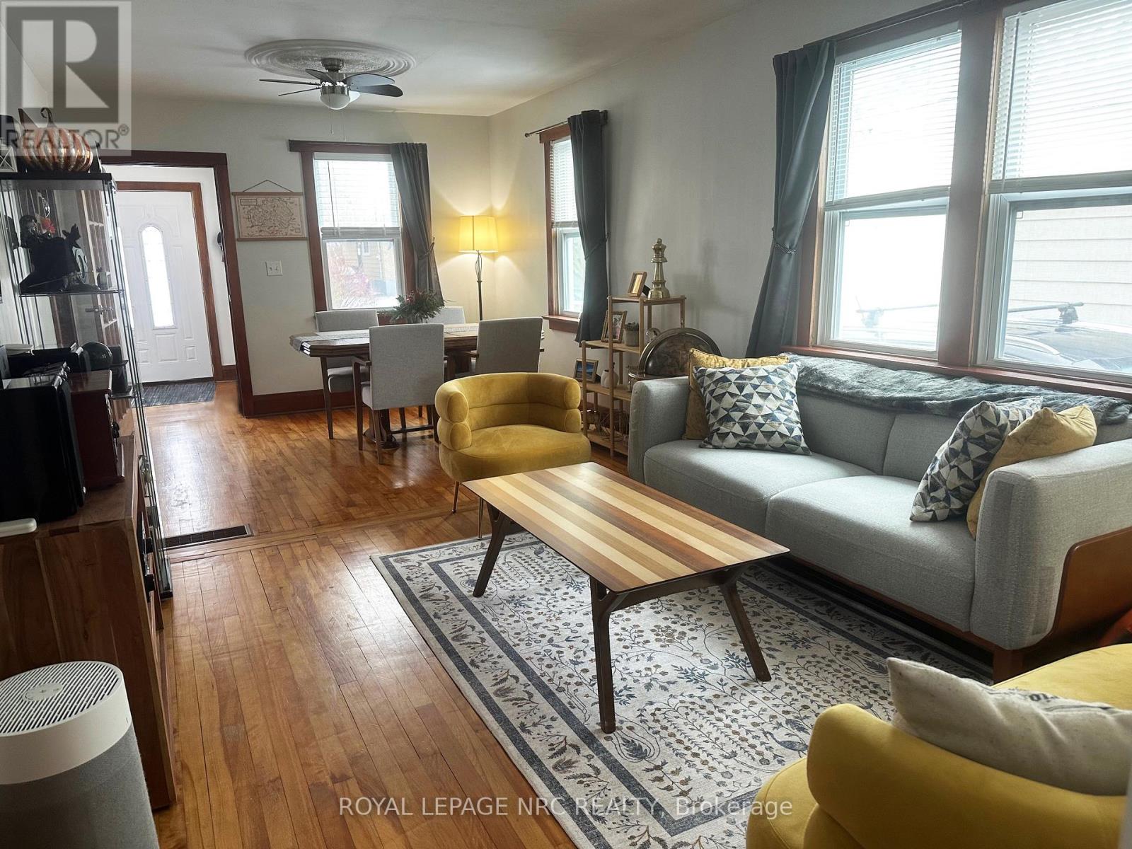 270 Beatrice Street, Welland, Ontario  L3B 2Z7 - Photo 3 - X12660962