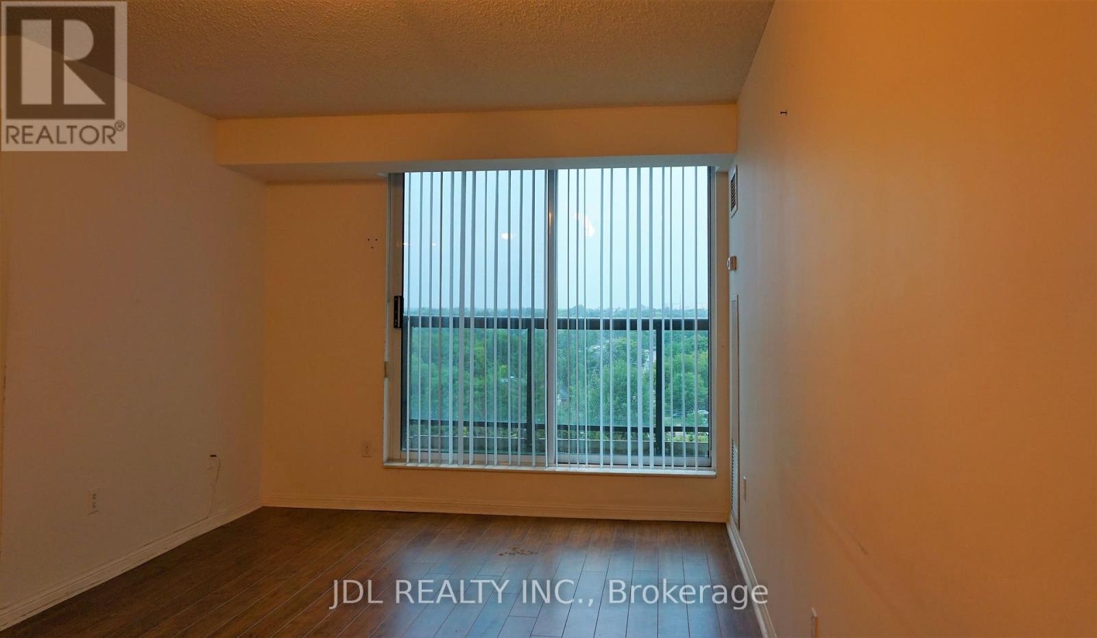 907 - 23 Lorraine Drive, Toronto (Willowdale West), Ontario  M2N 6Z6 - Photo 4 - C12660864