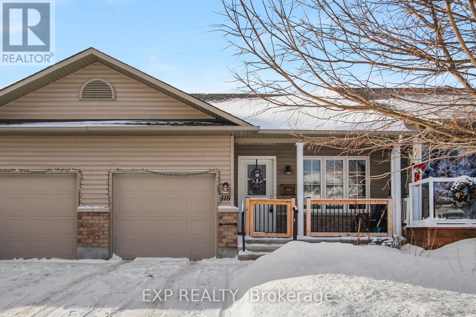 318 Finner Court, Mississippi Mills, Ontario  K0A 1A0 - Photo 3 - X12655664