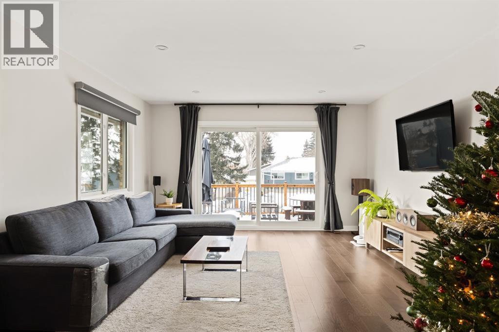 20 Calandar Road Nw, Calgary, Alberta  T2L 0P6 - Photo 6 - A2276854