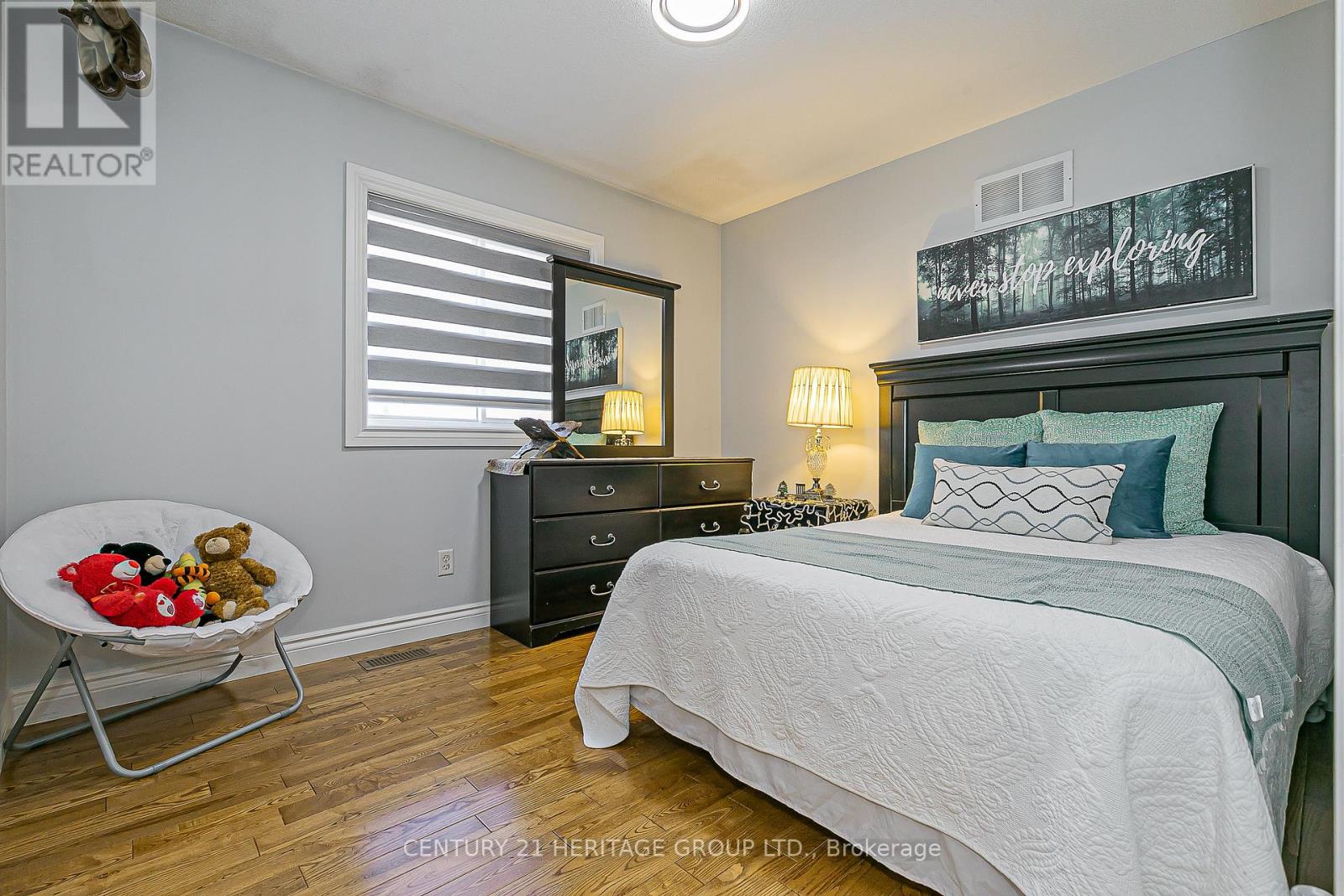 549 Pelletier Court, Newmarket, Ontario  L3X 2N7 - Photo 23 - N12470008