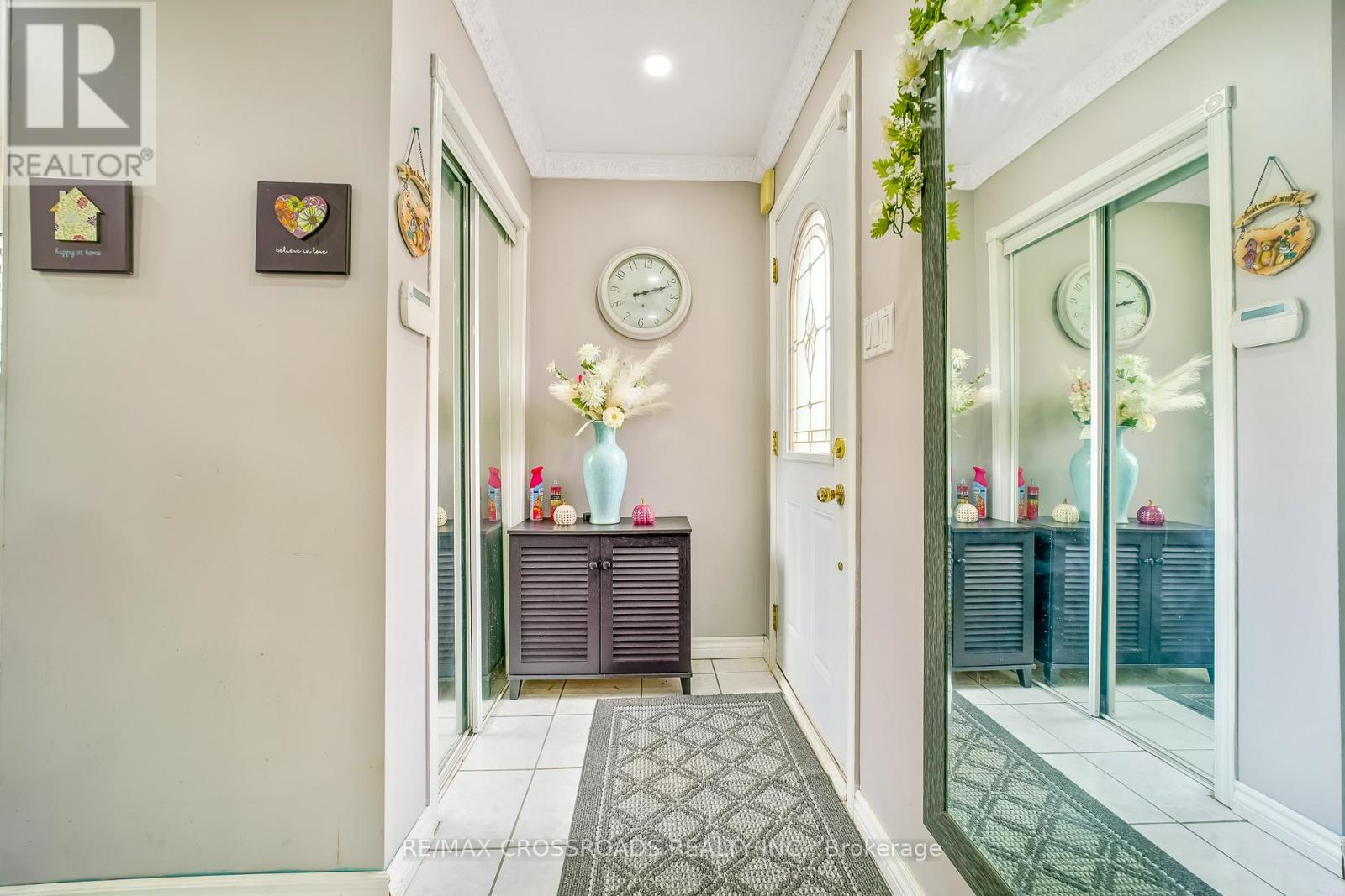 49 Tunmead Square, Toronto, Ontario  M1B 1X1 - Photo 8 - E12476703