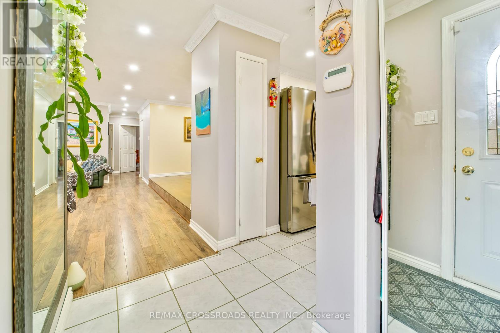 49 Tunmead Square, Toronto, Ontario  M1B 1X1 - Photo 9 - E12476703