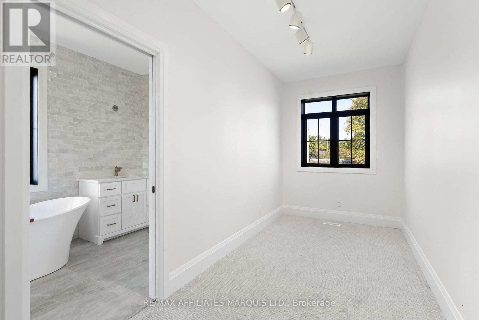 3978 Squire Road, North Glengarry, Ontario  K0C 1B0 - Photo 21 - X12413737