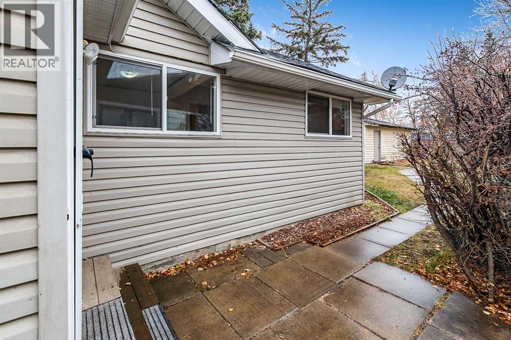 30 Crescent Road E, Okotoks, Alberta  T1S 1G4 - Photo 23 - A2271455