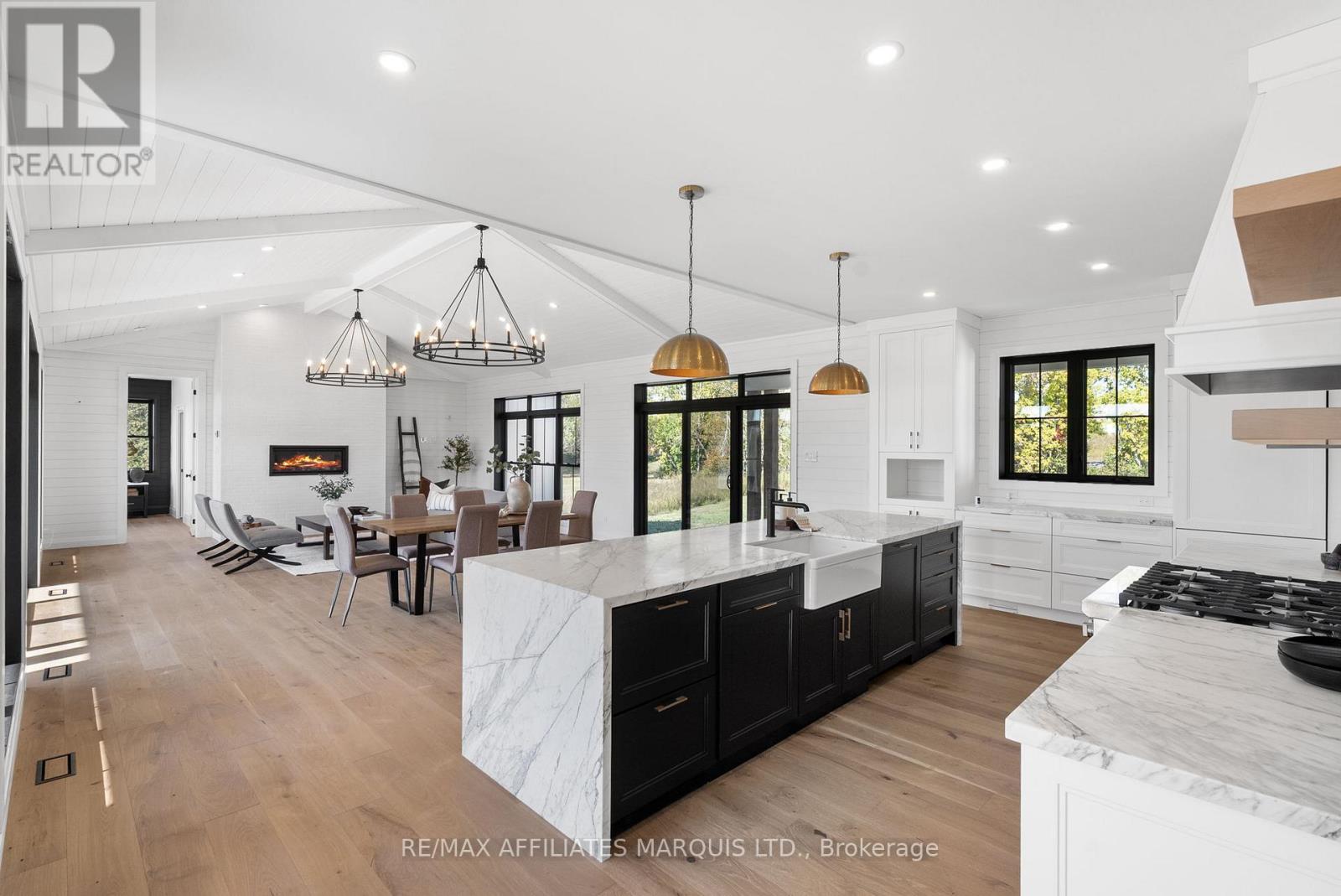 3978 Squire Road, North Glengarry, Ontario  K0C 1B0 - Photo 8 - X12413737