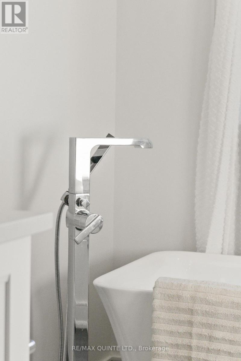 76 Navigation Drive, Prince Edward County, Ontario  K8N 0G1 - Photo 39 - X12660982