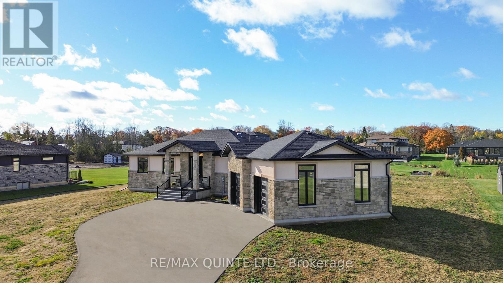 76 Navigation Drive, Prince Edward County, Ontario  K8N 0G1 - Photo 5 - X12660982