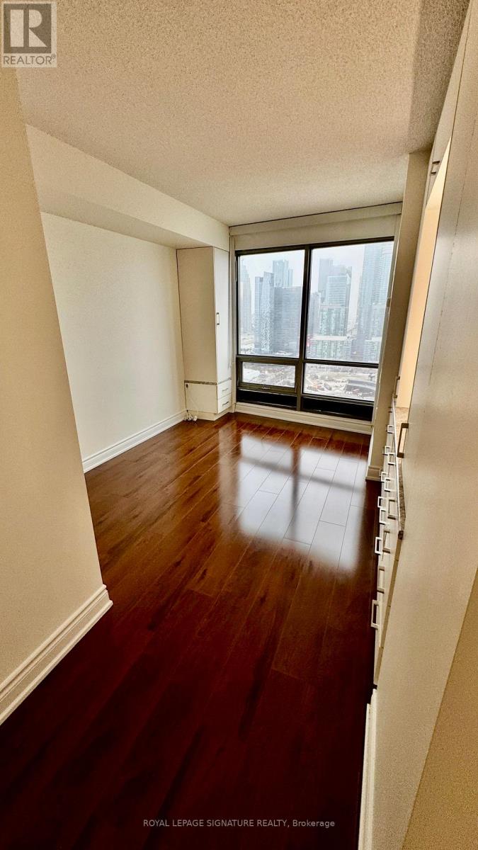 3701 - 5 Mariner Terrace, Toronto, Ontario  M5V 3V6 - Photo 8 - C12660964