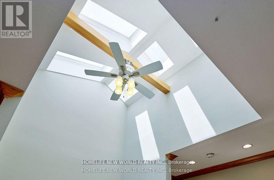 7 Sulgrave Crescent, Toronto, Ontario  M2L 1W5 - Photo 22 - C12661096