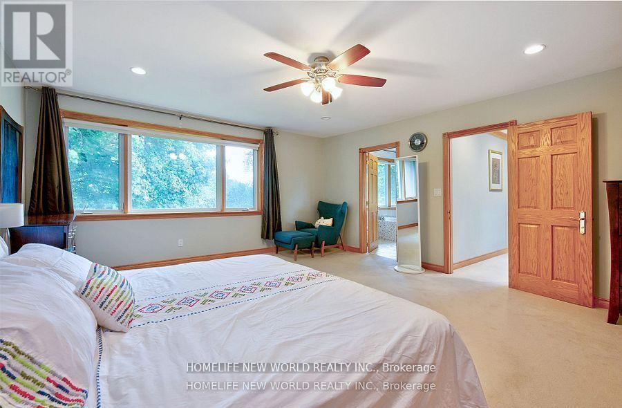 7 Sulgrave Crescent, Toronto, Ontario  M2L 1W5 - Photo 33 - C12661096