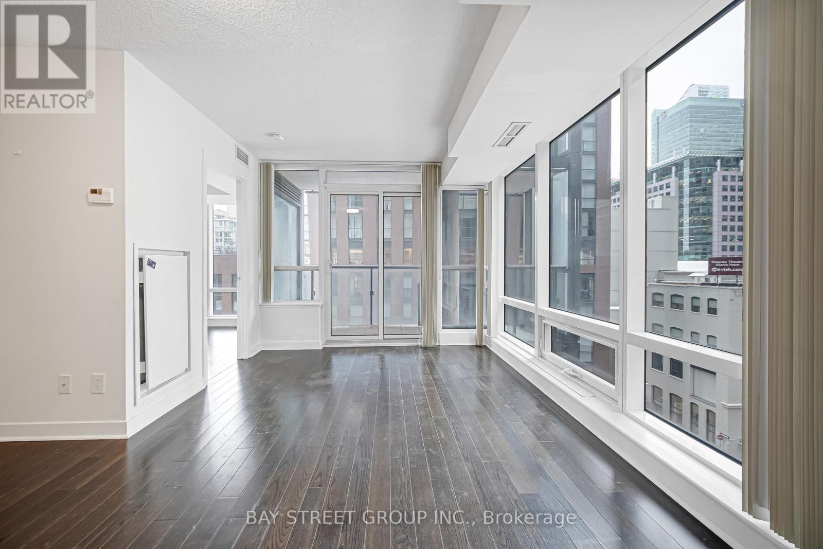 708 - 295 Adelaide Street W, Toronto, Ontario  M5V 0L4 - Photo 24 - C12661138