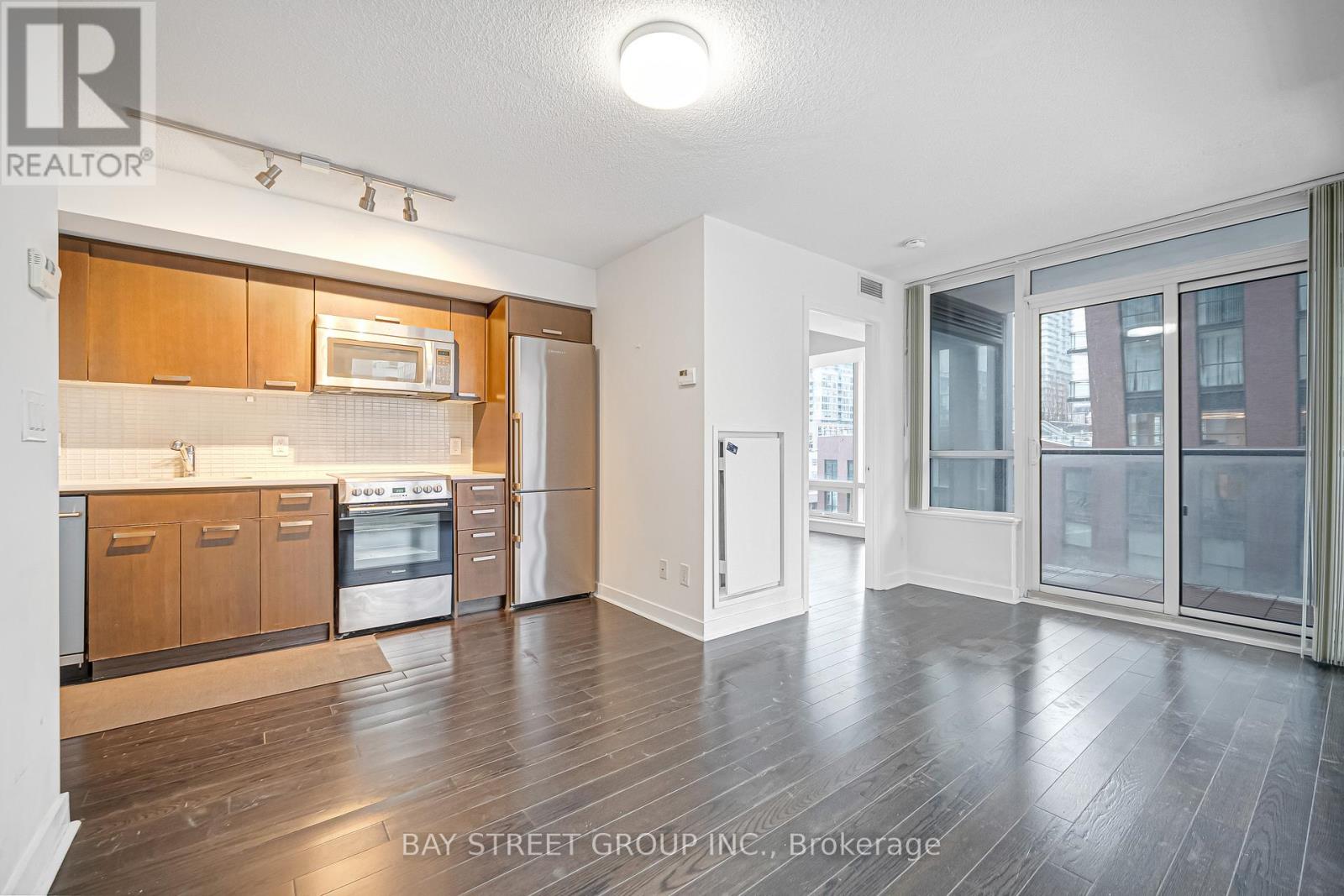 708 - 295 Adelaide Street W, Toronto, Ontario  M5V 0L4 - Photo 25 - C12661138