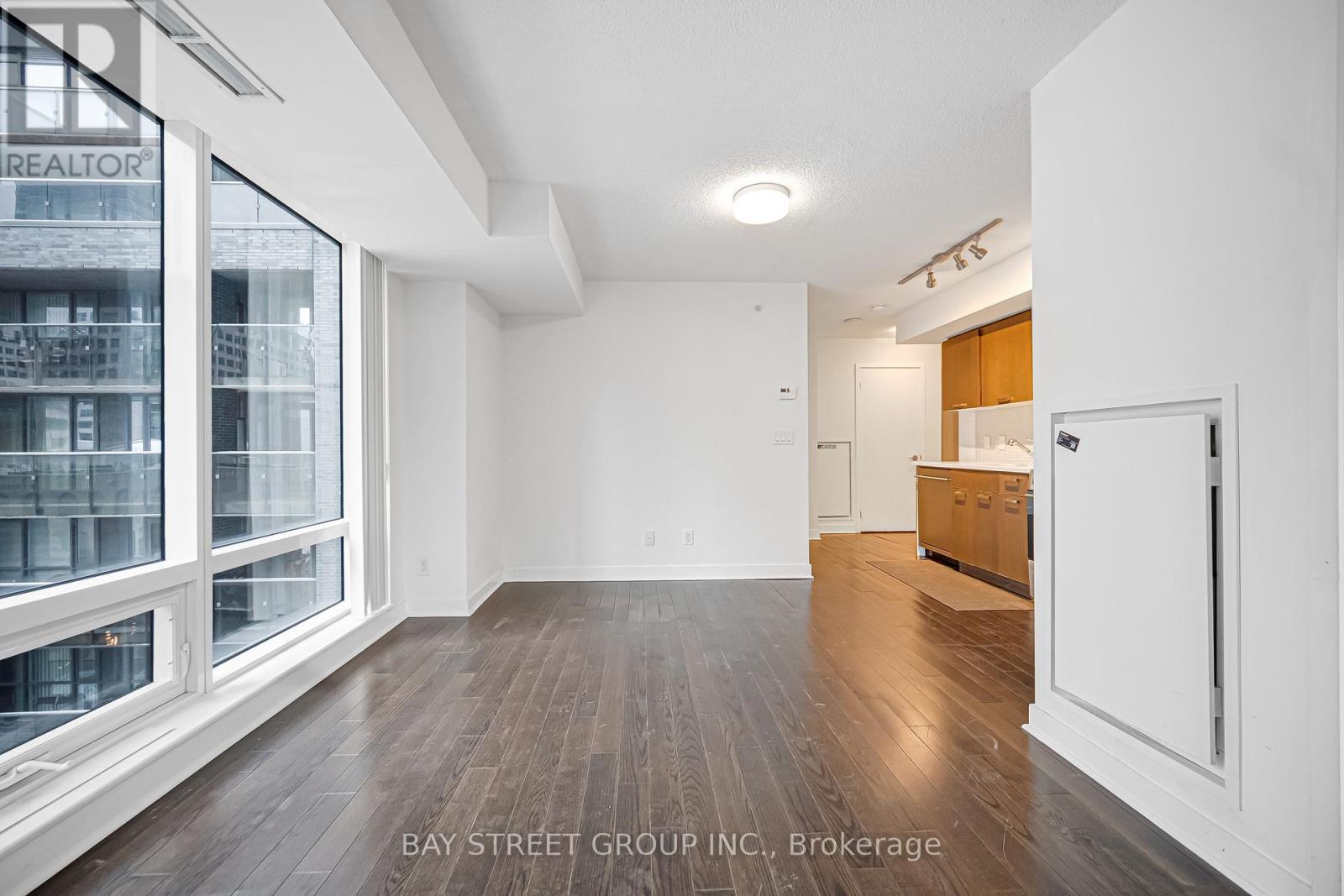 708 - 295 Adelaide Street W, Toronto, Ontario  M5V 0L4 - Photo 28 - C12661138