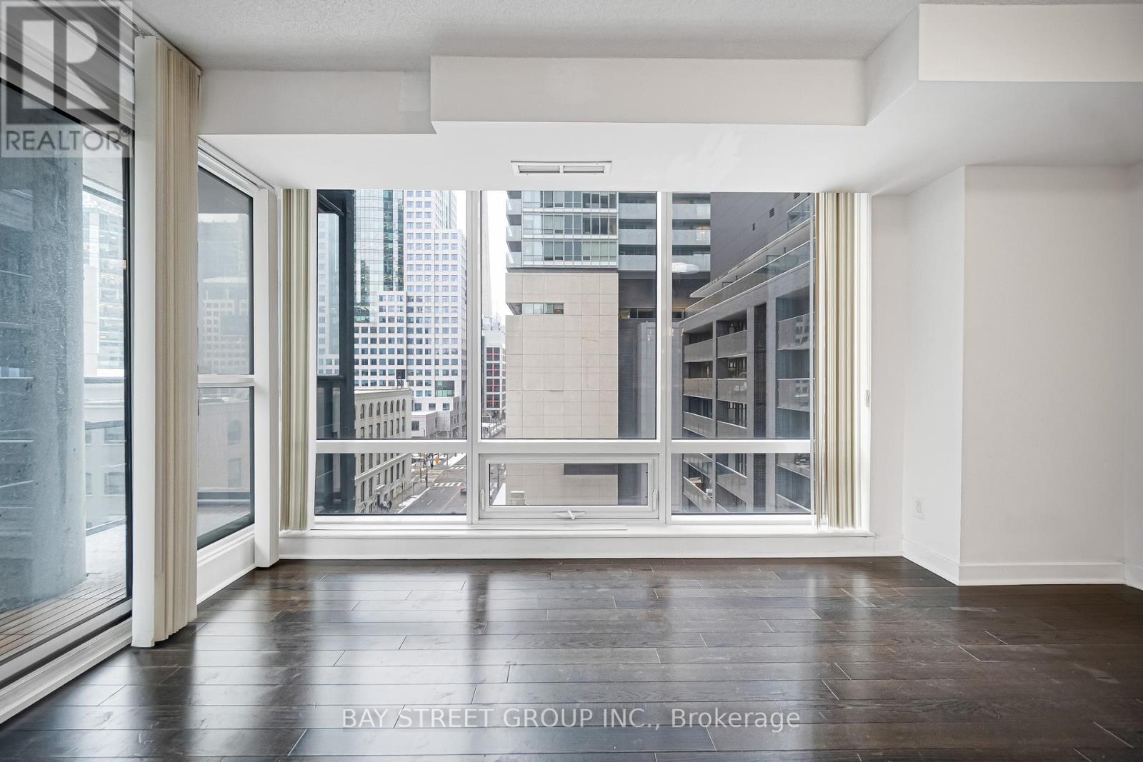 708 - 295 Adelaide Street W, Toronto, Ontario  M5V 0L4 - Photo 30 - C12661138