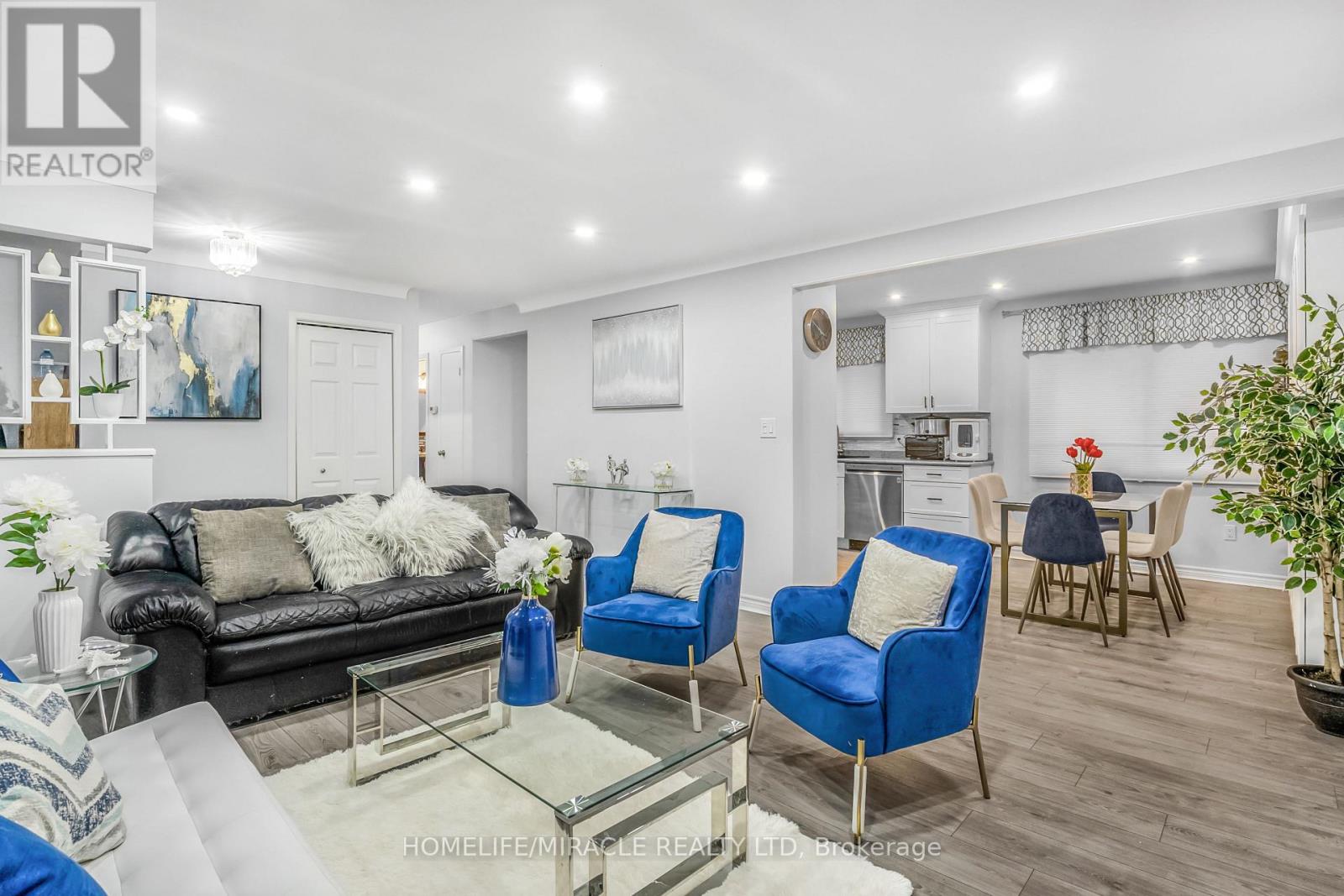 7728 Watson Street, Niagara Falls, Ontario  L2H 1E5 - Photo 7 - X12658420