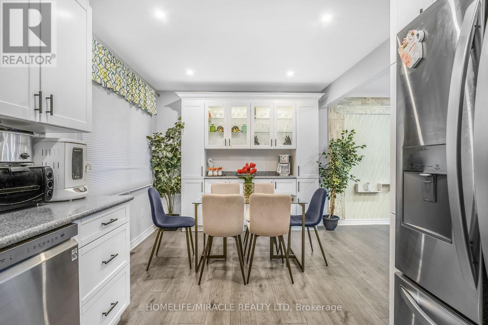 7728 Watson Street, Niagara Falls, Ontario  L2H 1E5 - Photo 12 - X12658420