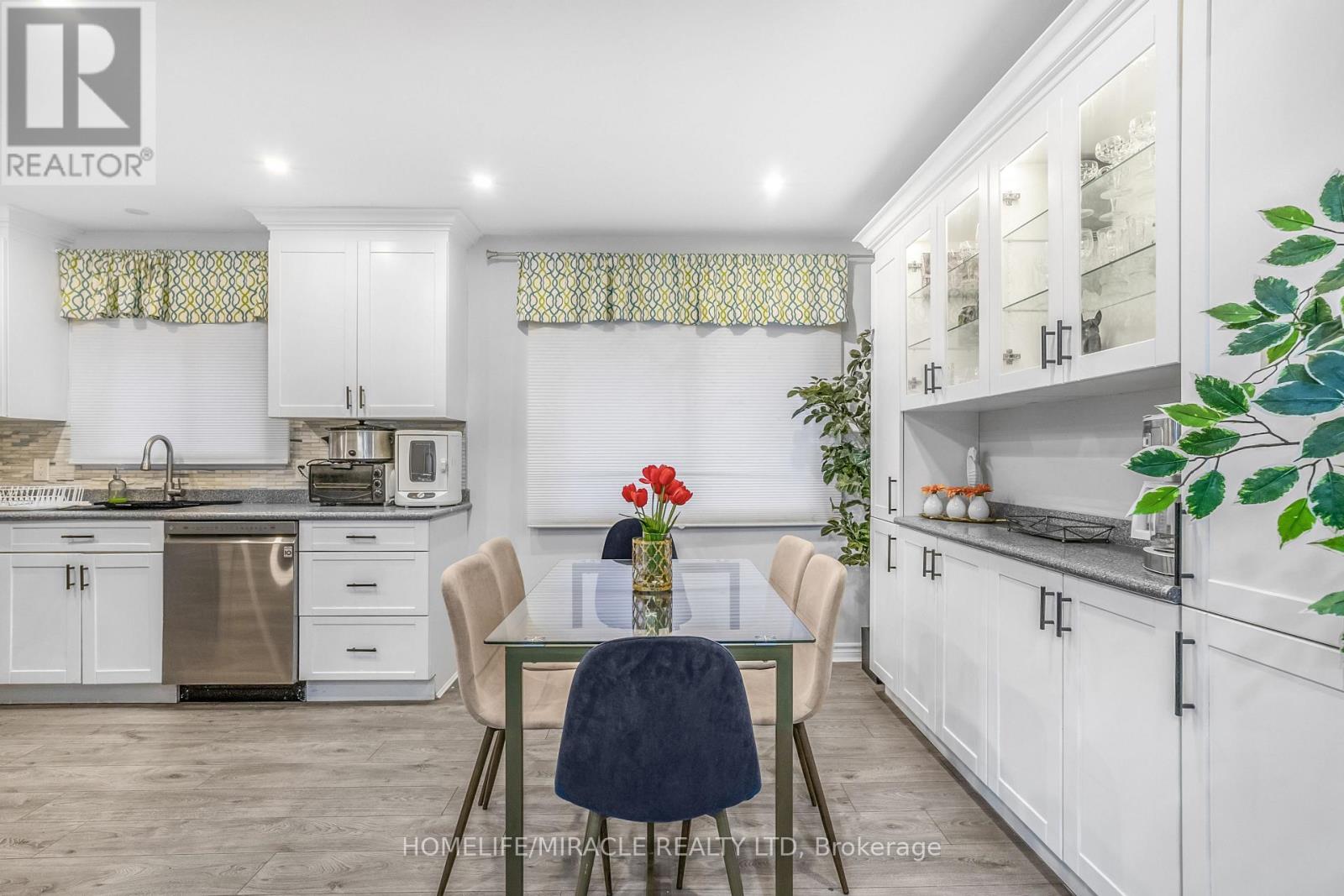 7728 Watson Street, Niagara Falls, Ontario  L2H 1E5 - Photo 13 - X12658420