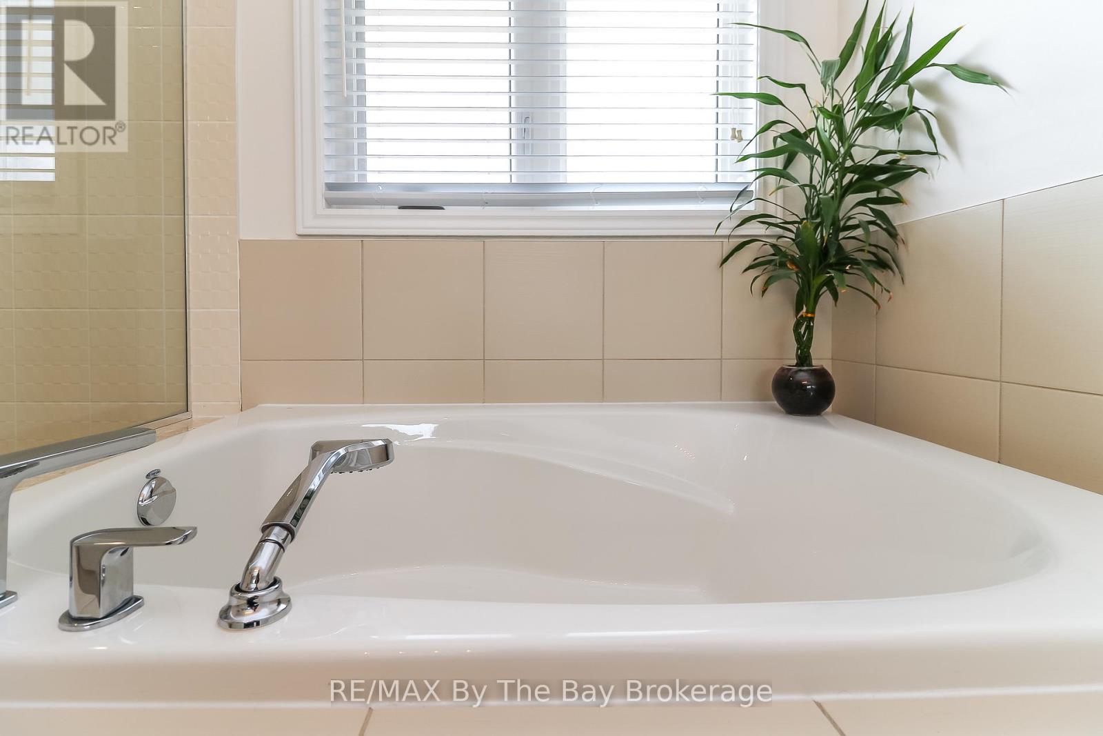 97 Tracey Lane, Collingwood, Ontario  L9Y 3Z6 - Photo 36 - S12531664