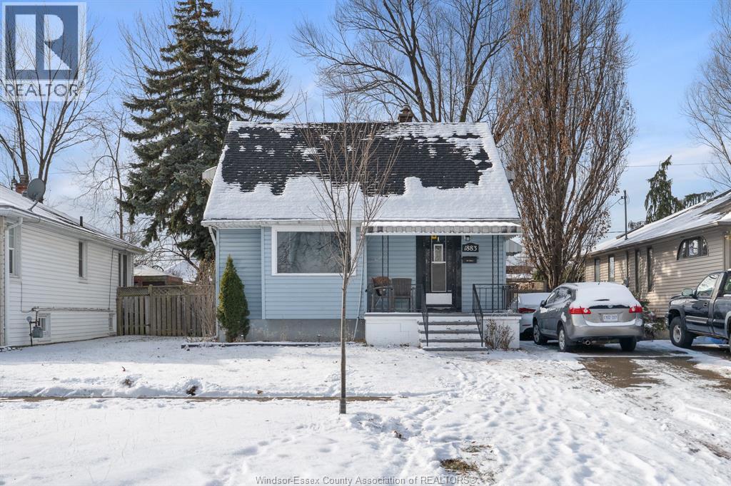 MLS# 26000114: 1883 LARKIN RD, Windsor, Canada