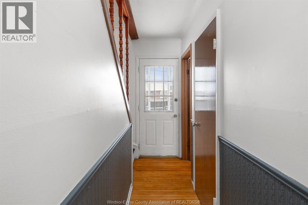 1883 Larkin Rd, Windsor, Ontario  N8W 4G7 - Photo 12 - 26000114