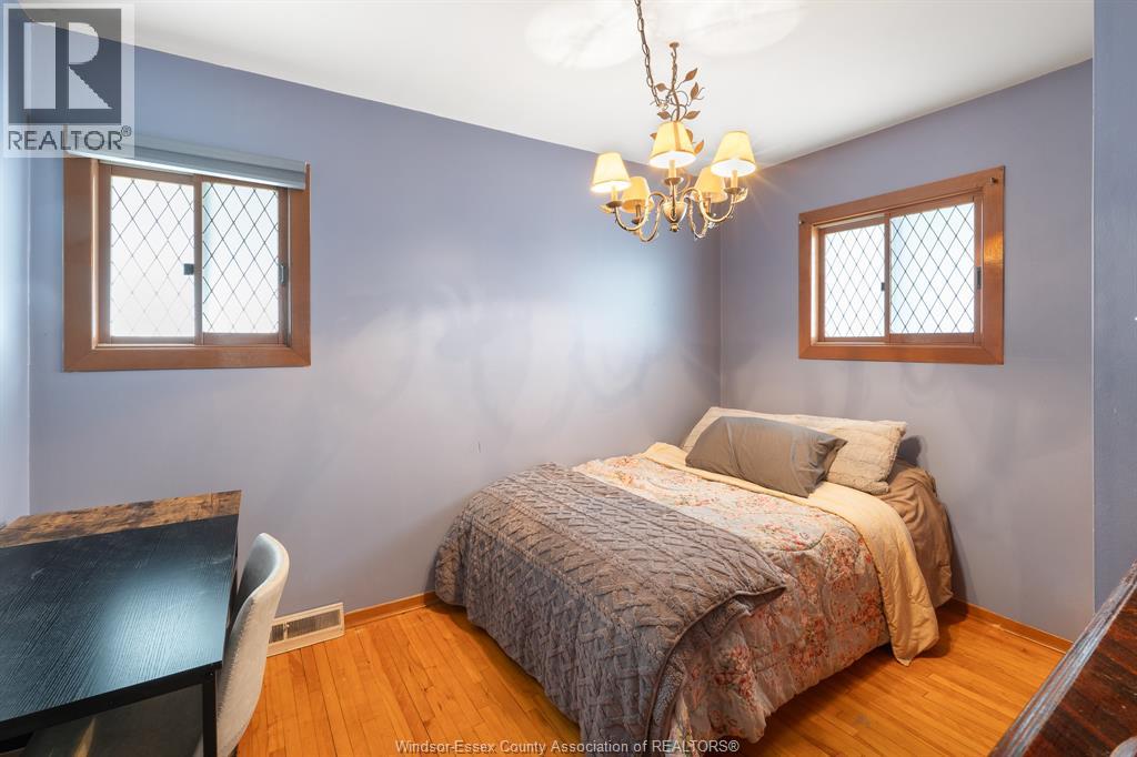 1883 Larkin Rd, Windsor, Ontario  N8W 4G7 - Photo 15 - 26000114
