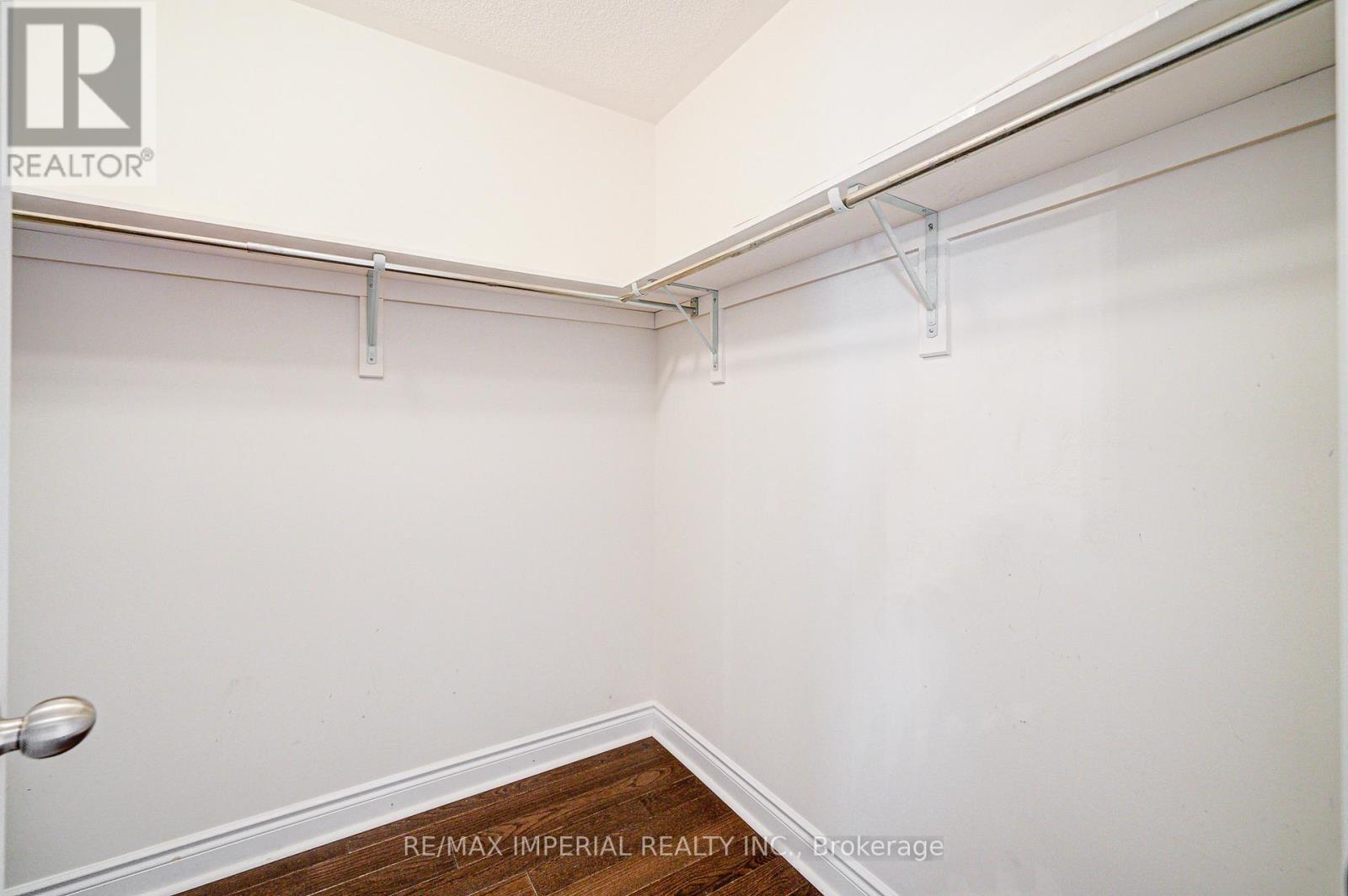 982 Wilbur Pipher Circle, Newmarket, Ontario  L3X 0B8 - Photo 21 - N12661114