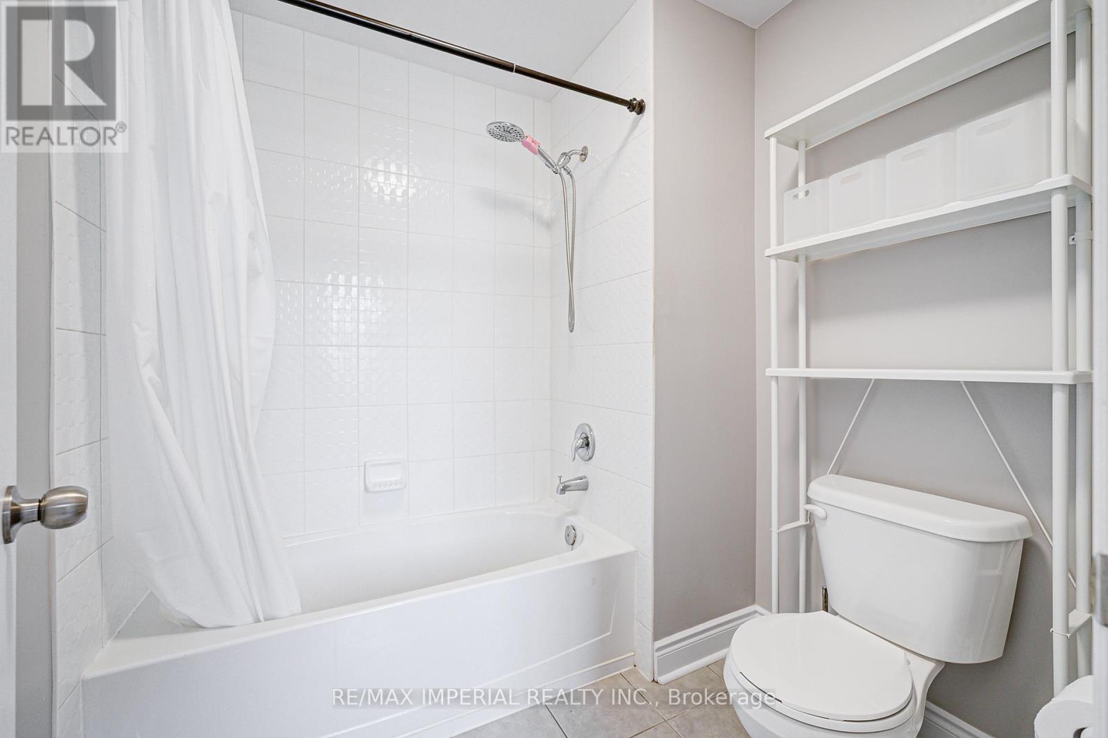 982 Wilbur Pipher Circle, Newmarket, Ontario  L3X 0B8 - Photo 31 - N12661114