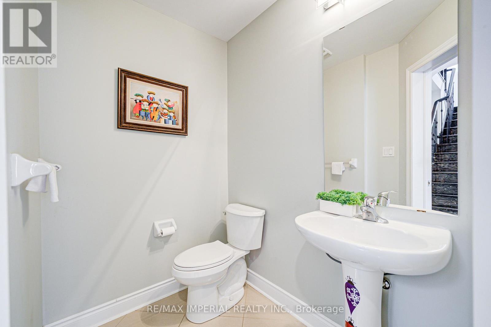 982 Wilbur Pipher Circle, Newmarket, Ontario  L3X 0B8 - Photo 36 - N12661114