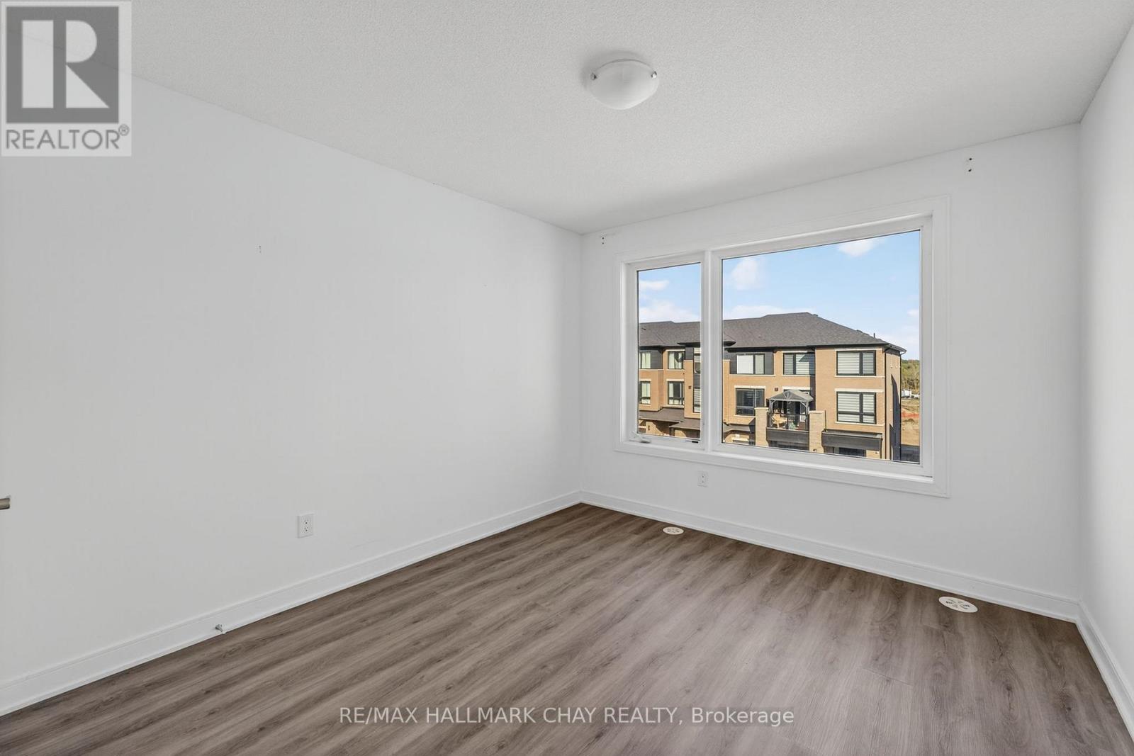 22 Blue Forest Crescent, Barrie, Ontario  L4N 0M2 - Photo 20 - S12660970